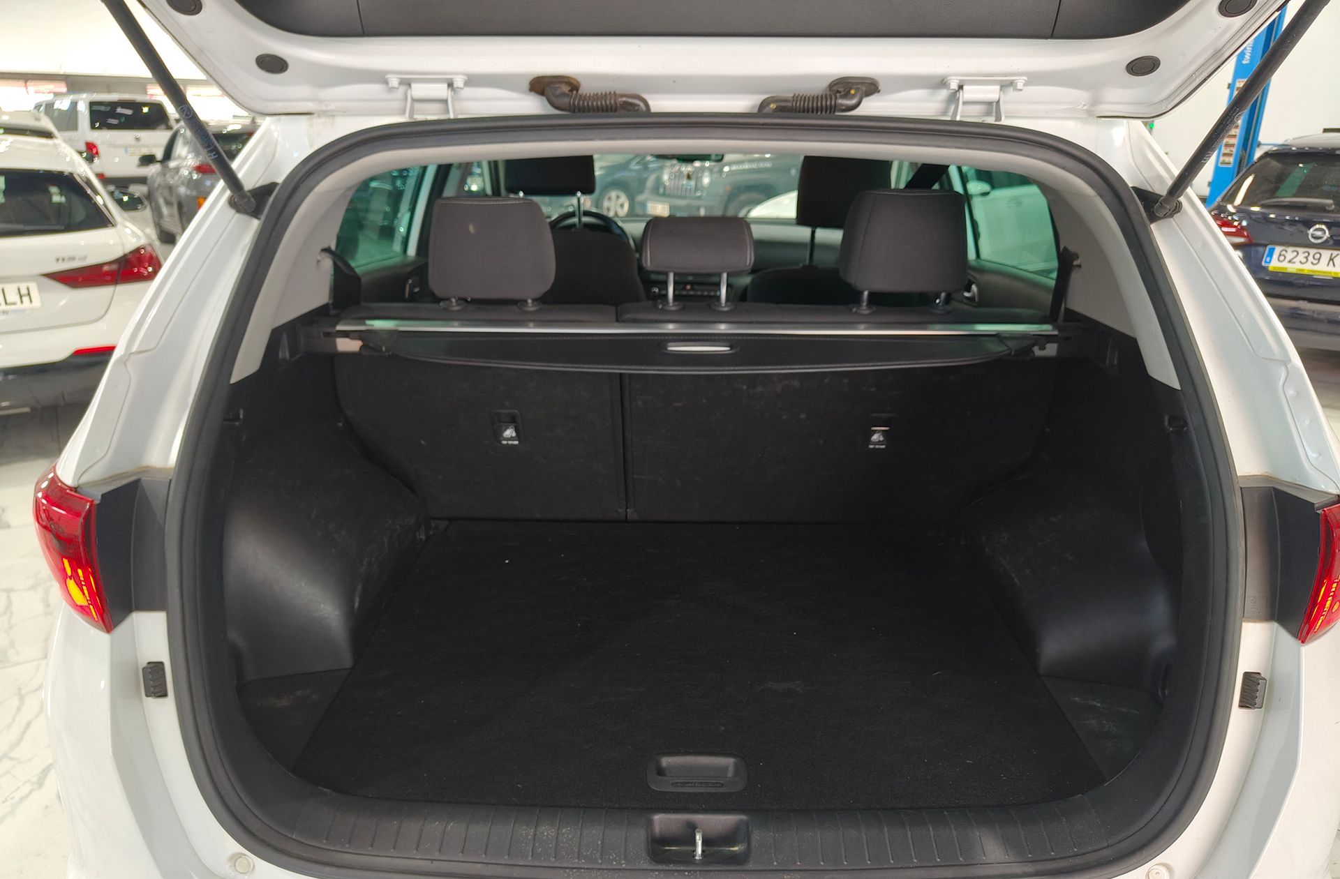 Kia Sportage 1.7 CRDi VGT Eco-Dynamics x-Tech17 4x2 - foto 14