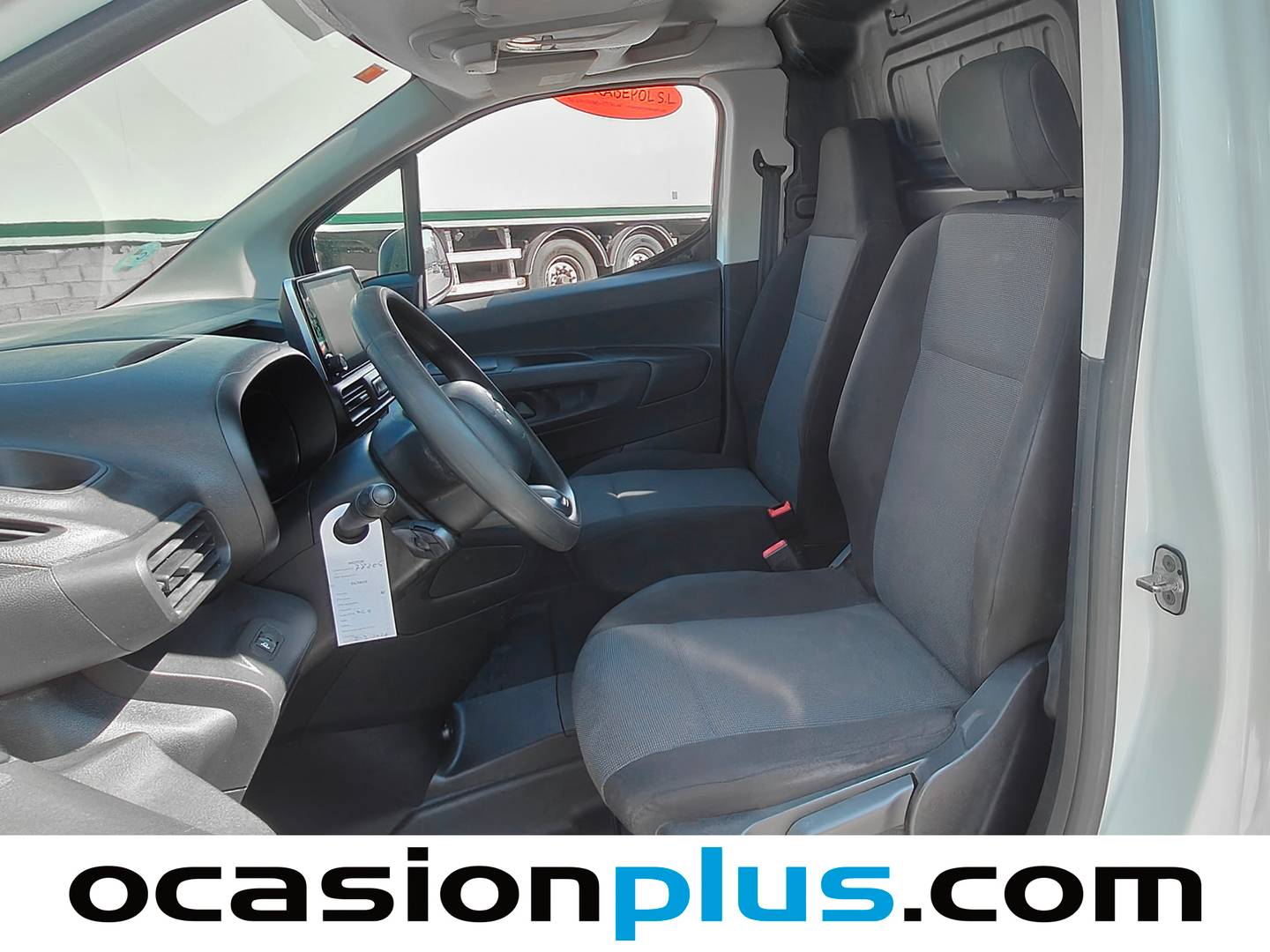 Fotos maletero Citroën Berlingo Citroen Berlingo Furgon BlueHDi 100 Talla XL Club (102 CV)