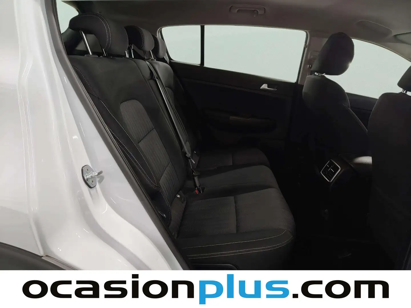 Foto KIA Sportage Kia Sportage 1.6 MHEV Business 4x2 DCT (136 CV)