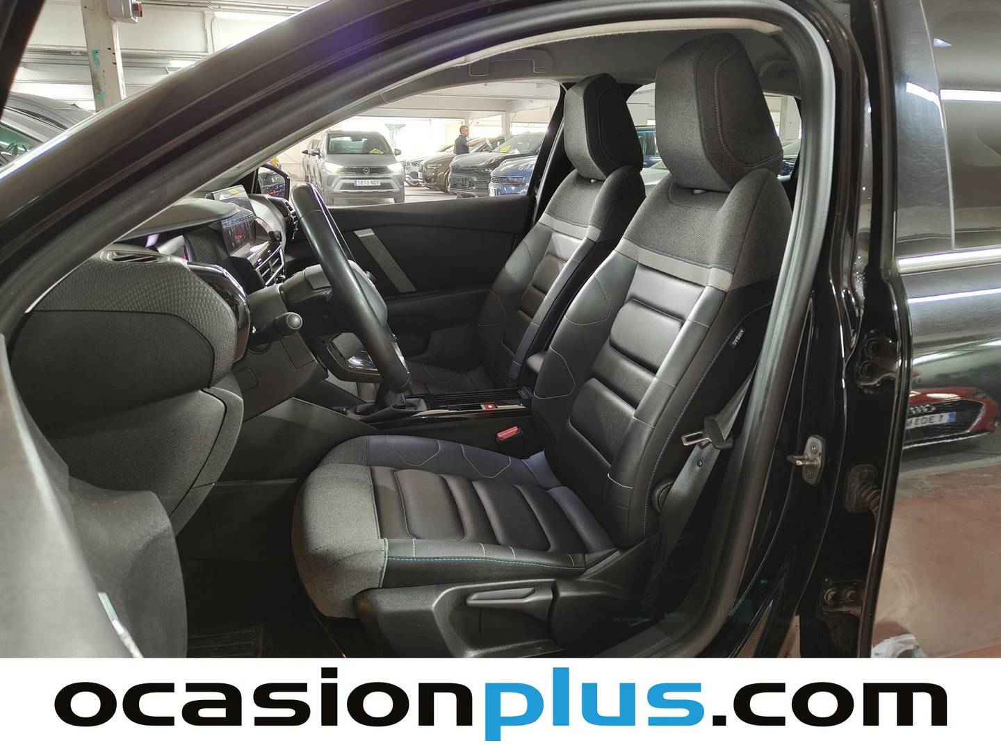 Foto Citroën C4 Citroen C4 PureTech 130 S&S Shine (130 CV)