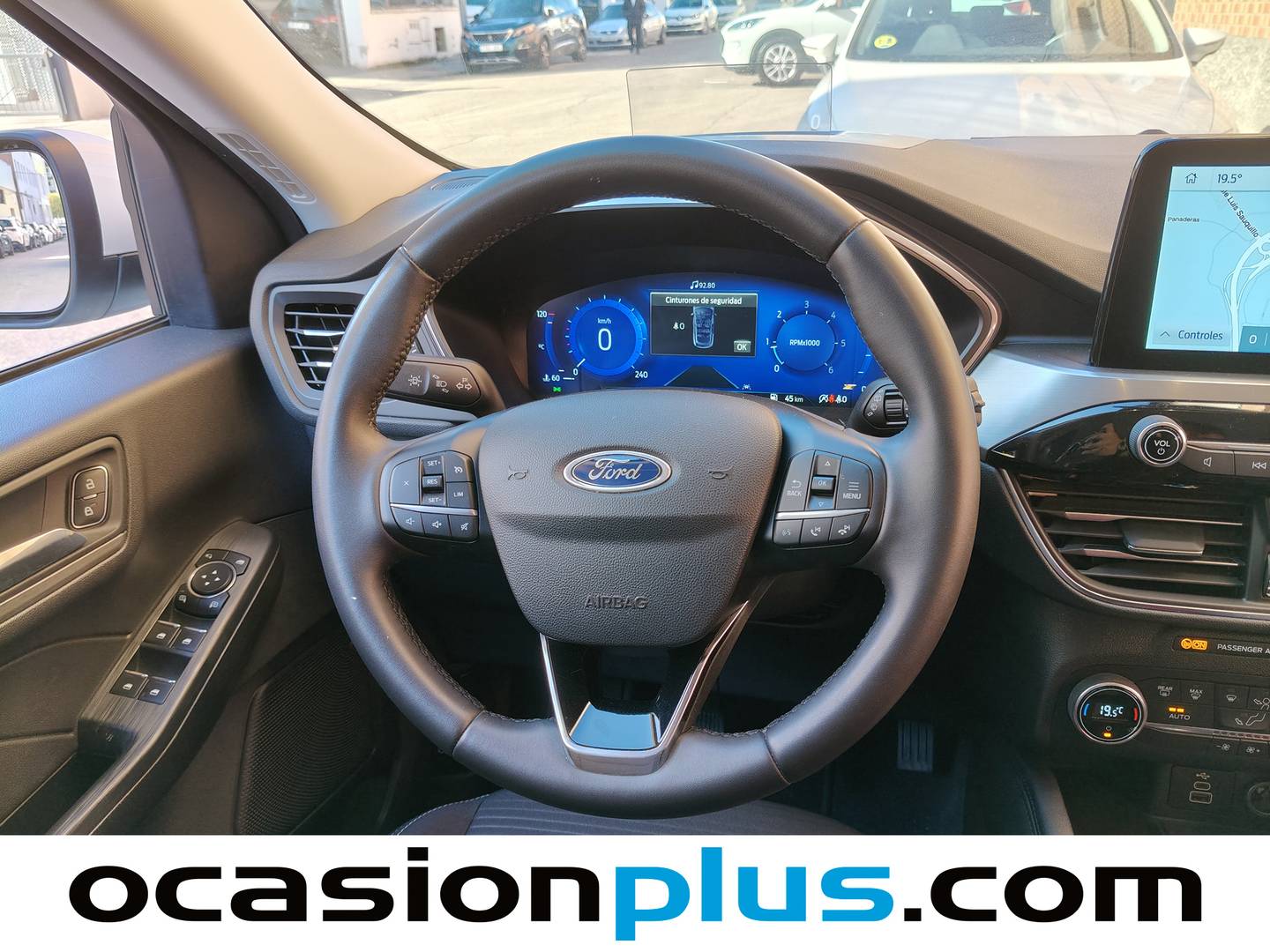 Foto Ford Kuga Ford Kuga 1.5 EcoBlue Titanium (120 CV)
