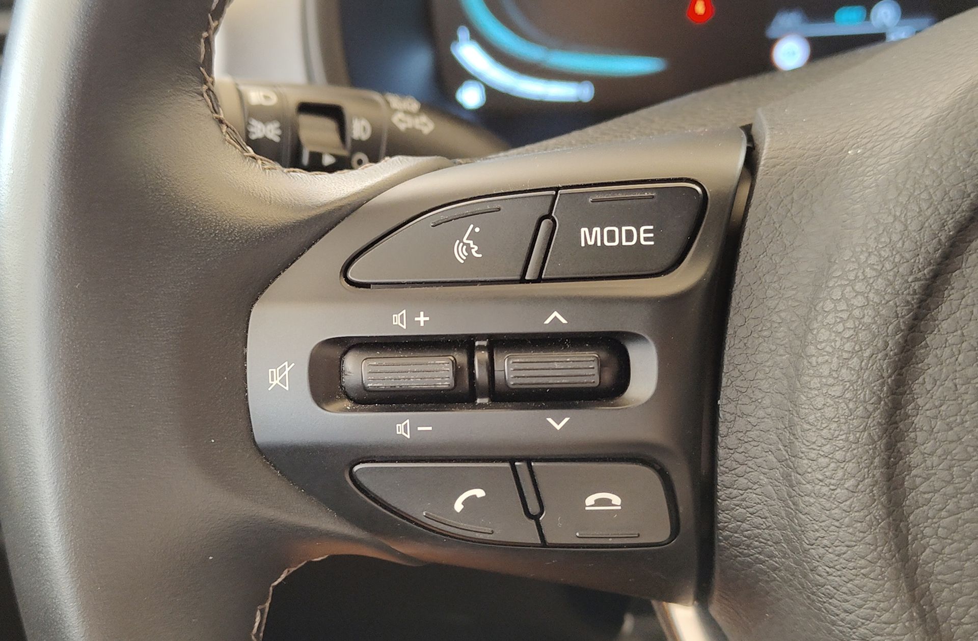 Kia Stonic 1.0 T-GDi MHEV Concept - foto 25