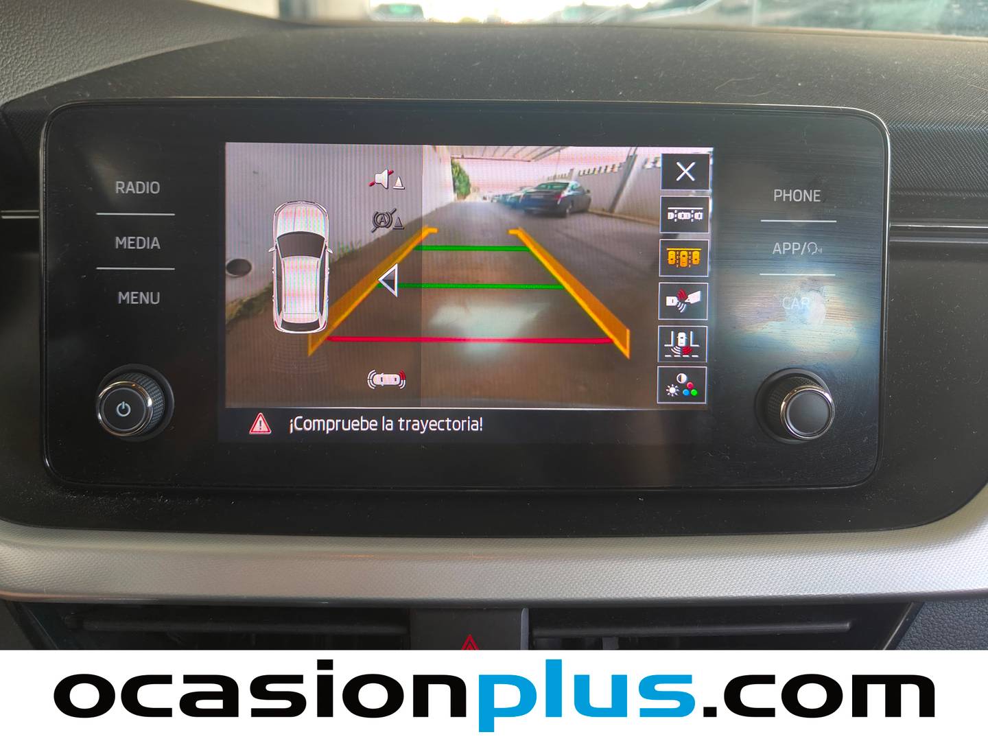Equipamiento del Skoda Kamiq Skoda Kamiq 1.0 TSI Ambition DSG (110 CV)