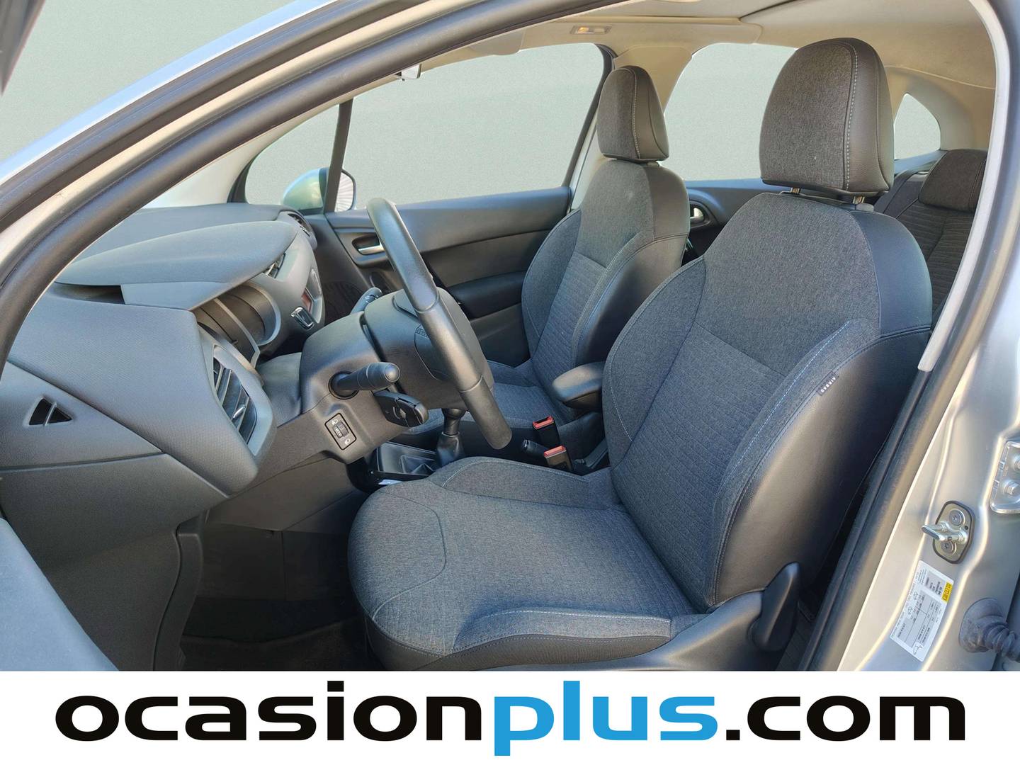 Foto asientos delanteros Citroën C3 Citroën C3 PureTech 82 Collection (82 CV)