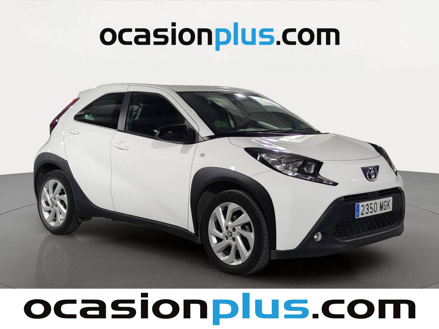 Foto delantera Toyota Aygo X Cross Toyota Aygo X Cross 1.0 VVT-I Play (72 CV) derecha