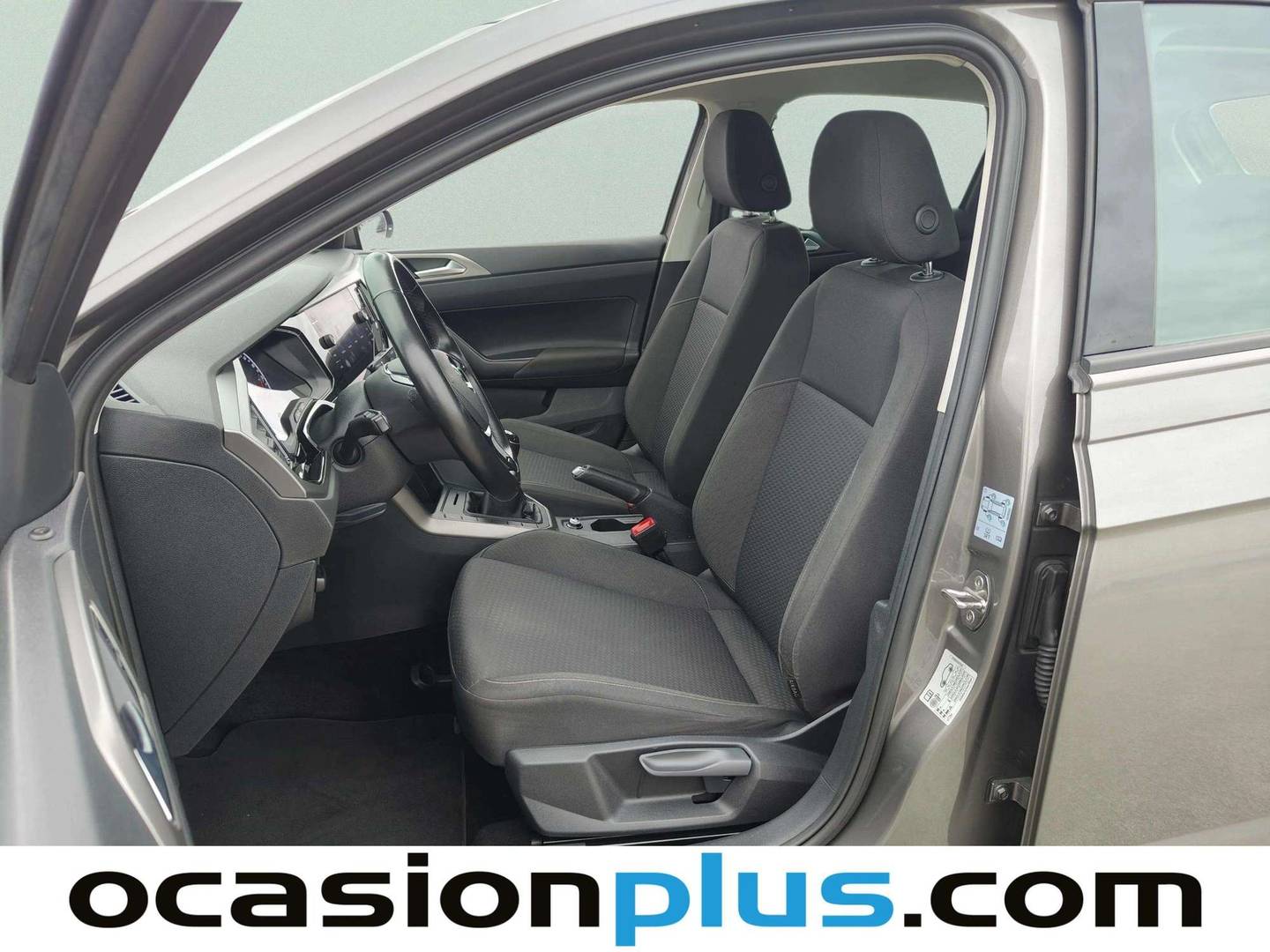 Foto asientos delanteros Volkswagen Polo Volkswagen Polo Advance 1.0 TSI (95 CV)