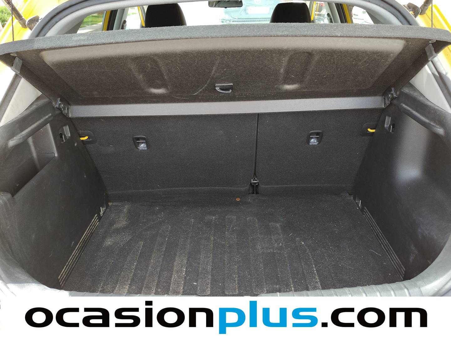 Fotos maletero KIA Stonic KIA Stonic 1.0 T-GDi Drive (100 CV)