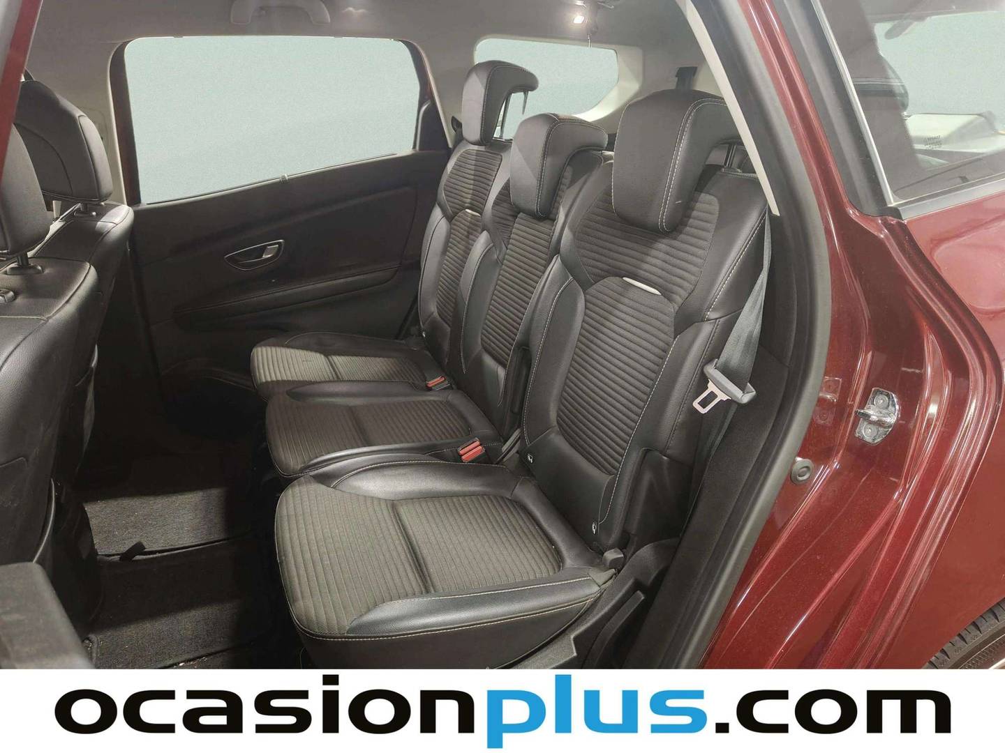Foto asientos traseros Renault Grand Scénic Renault Grand Scenic Zen TCe (140 CV) EDC GPF 7 Plazas