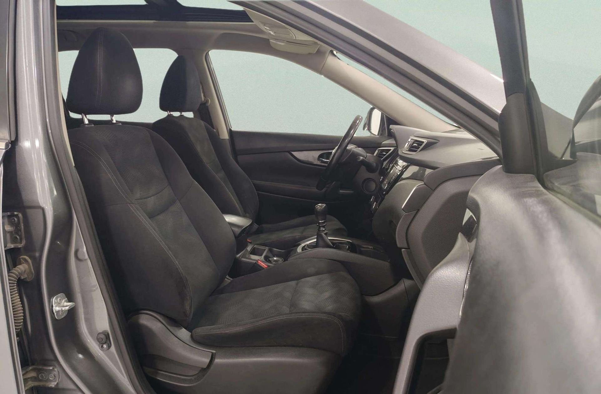 Nissan X-Trail dCi 130 N-Connecta - foto 21