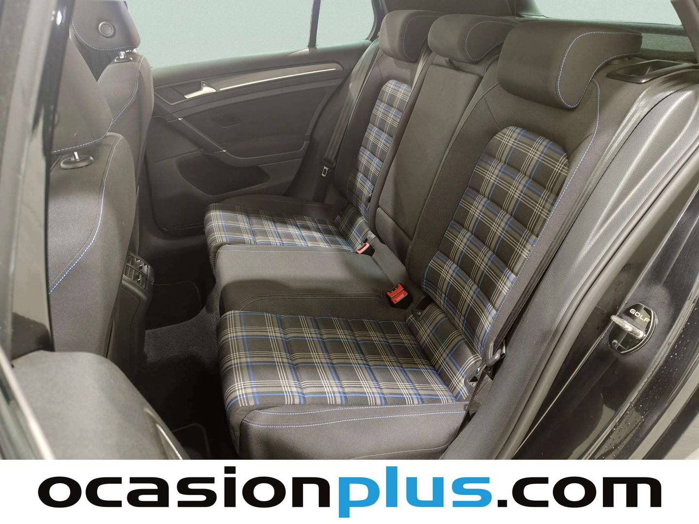 Foto asientos traseros Volkswagen Golf Volkswagen Golf GTE 1.4 TSI e-Power (204 CV) DSG