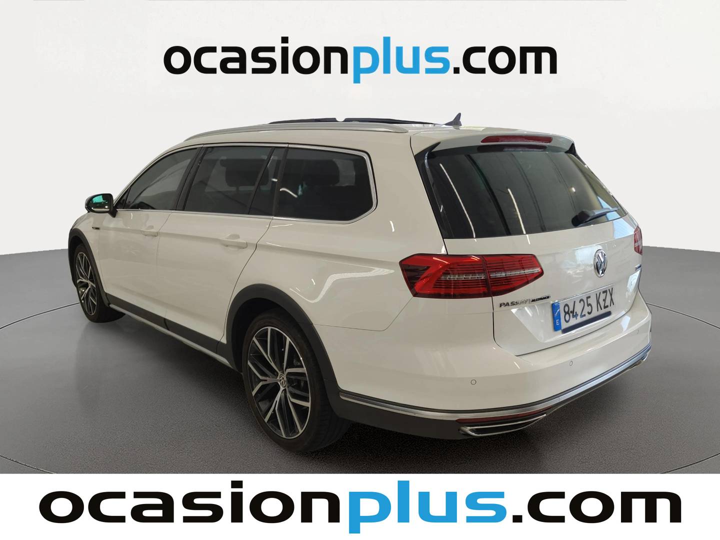 Foto trasera Volkswagen Passat Volkswagen Passat Alltrack 2.0 TSI 4Motion (272 CV) DSG derecha