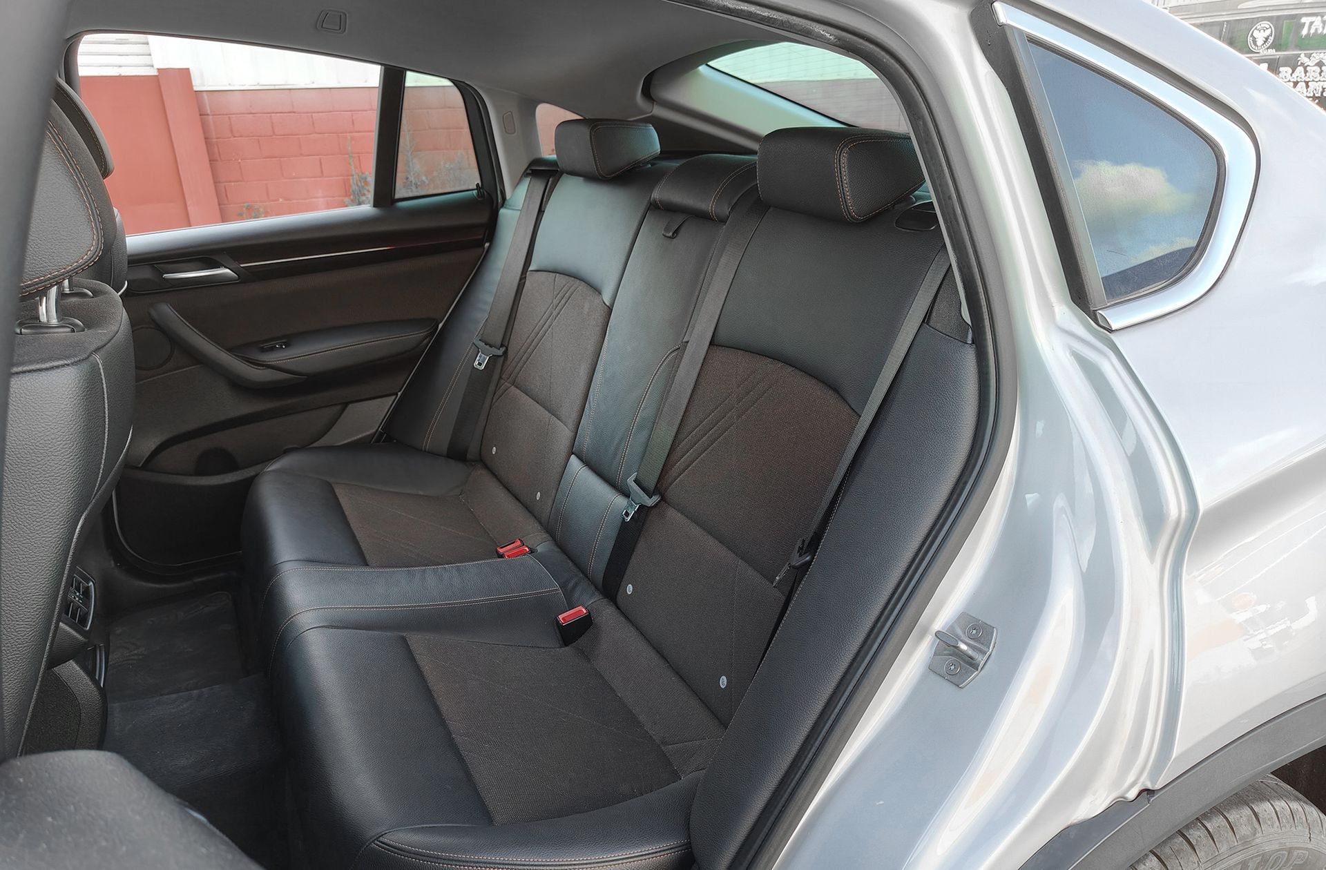 BMW X4 xDrive20d - foto 11
