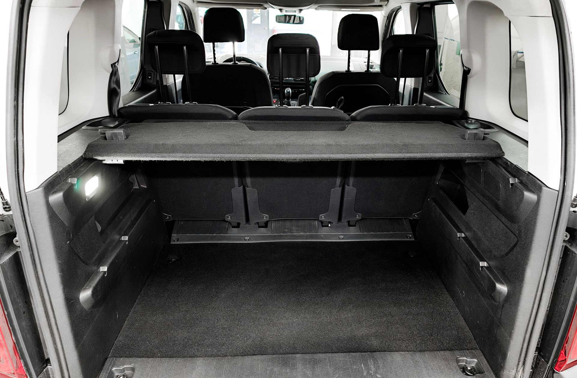 Citroën Berlingo BlueHDi 100 Talla M Shine Pack XTR - foto 18