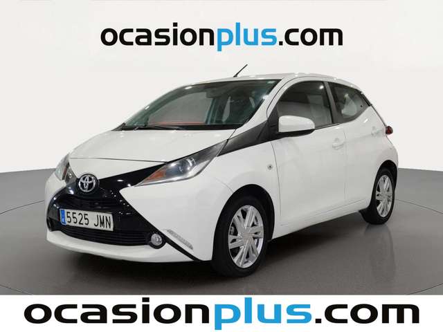 Toyota Aygo 1.0 70 x-play (69 CV) de segunda mano