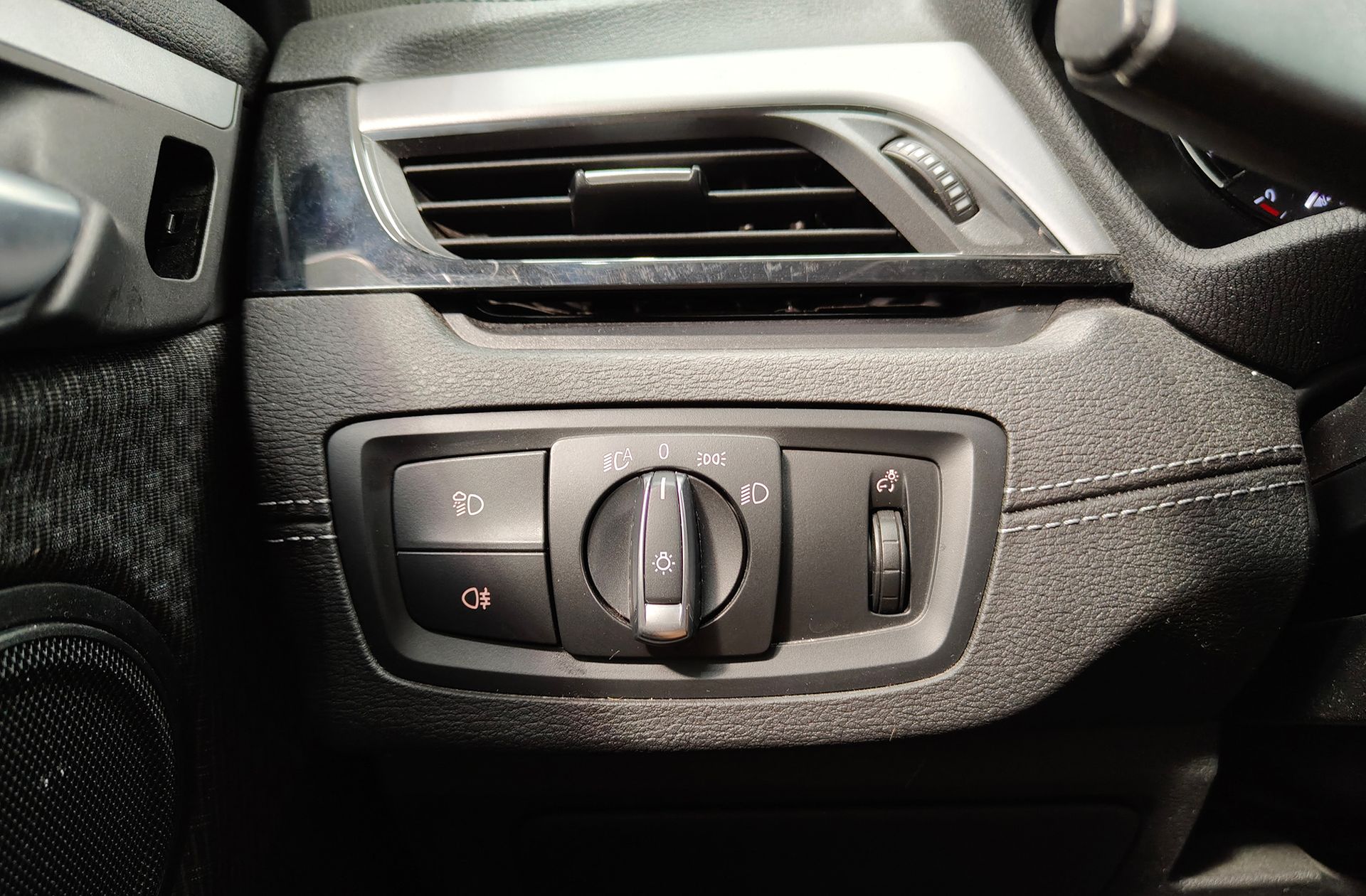 BMW X2 sDrive18d Business - foto 10
