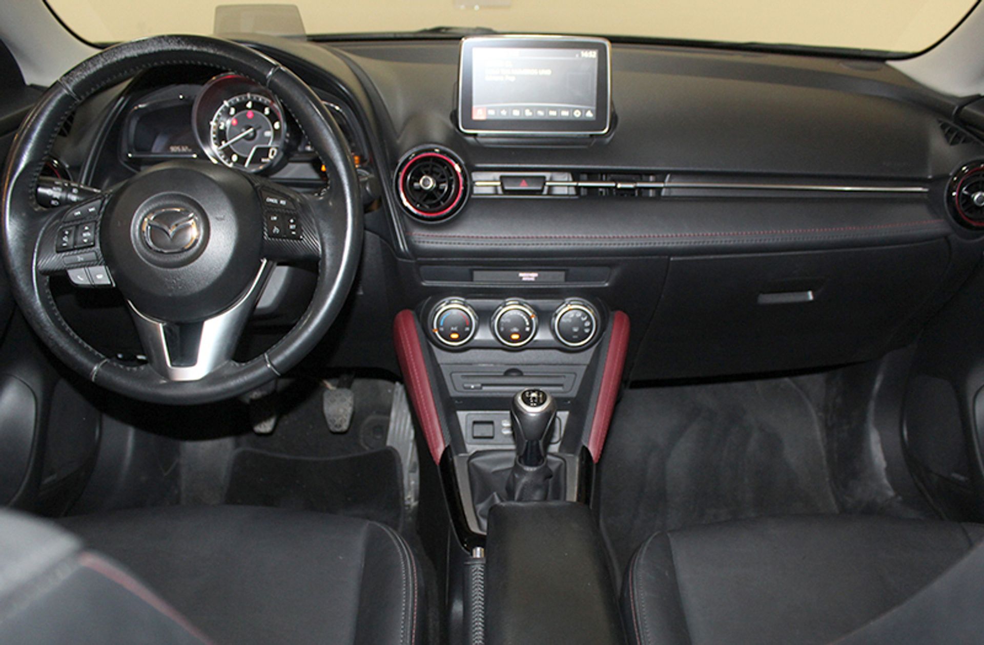 Mazda CX-3 1.5 DE Skyactiv Luxury 2WD - foto 20