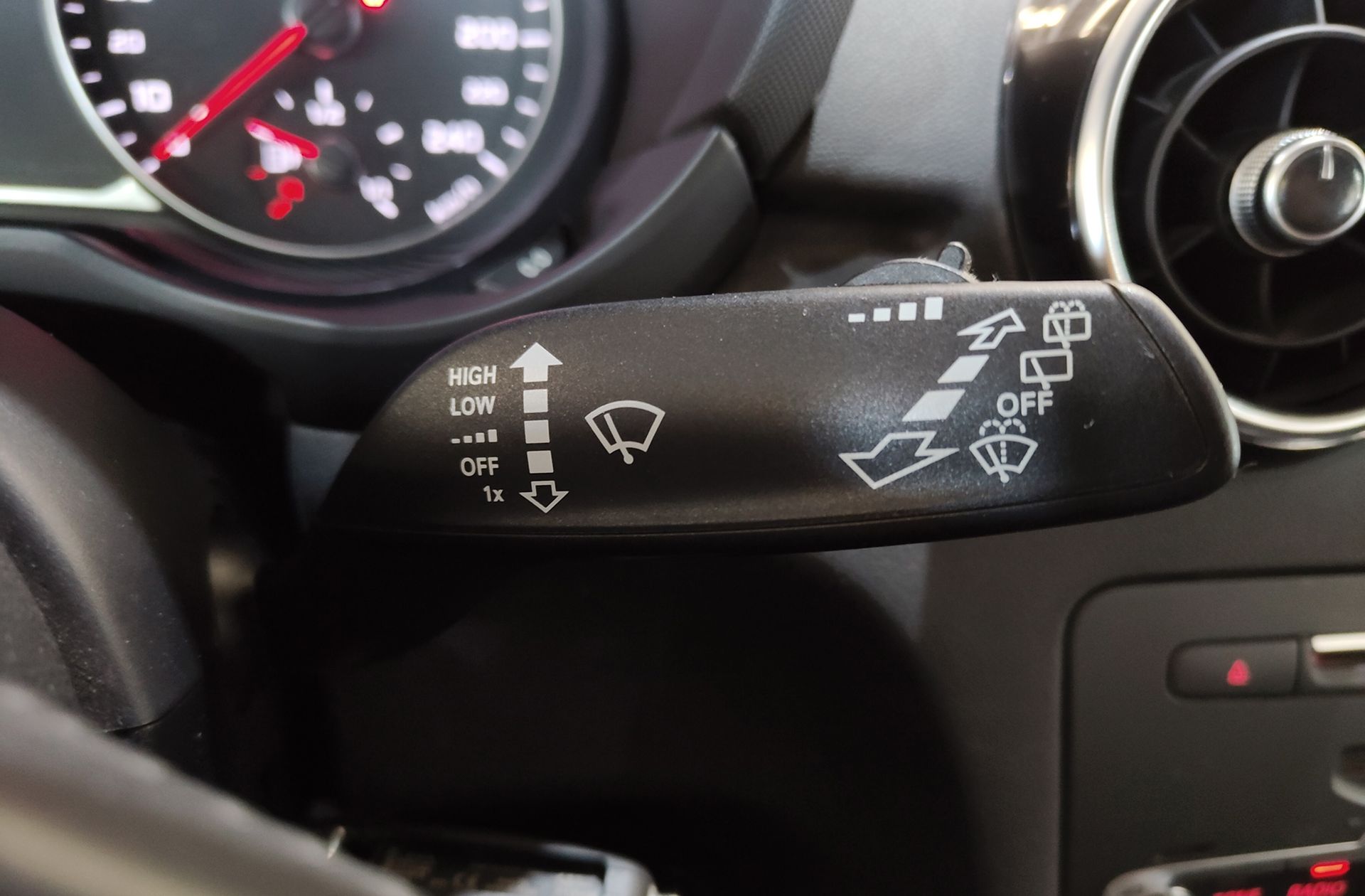 Audi A1 Sportback Adrenalin 1.0 TFSI Pack S-Line - foto 28