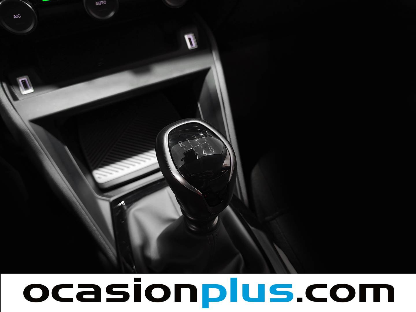 Foto Citroën C4 X Citroen C4 X PureTech 100 S&S 6v You (102 CV)