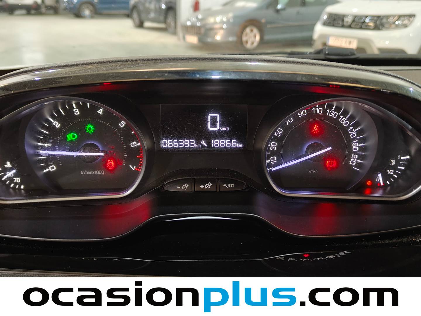 Peugeot 208 Peugeot 208 PureTech Signature (82 CV) 2018