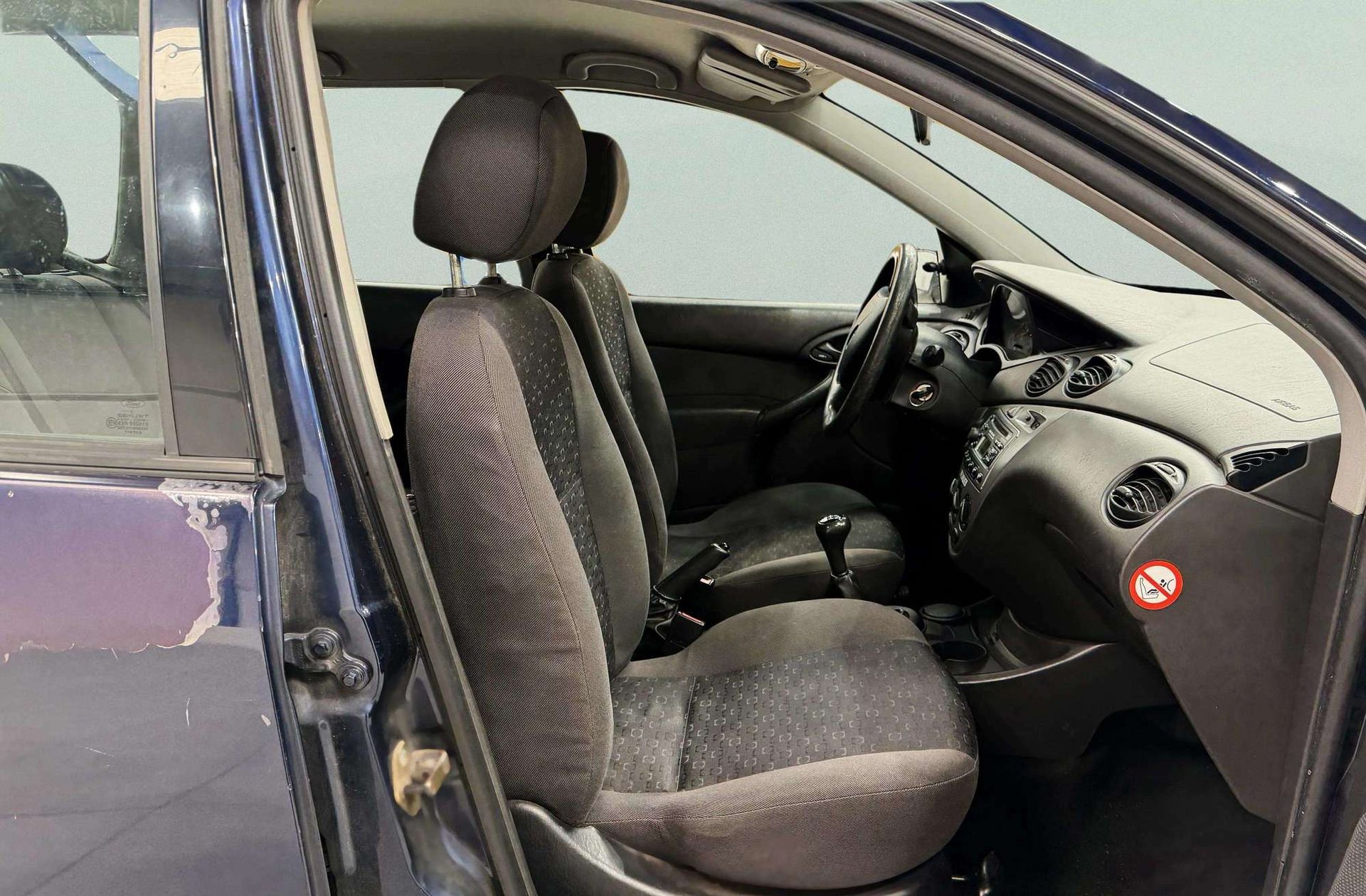 Ford Focus 1.6 Wagon Ambiente - foto 13