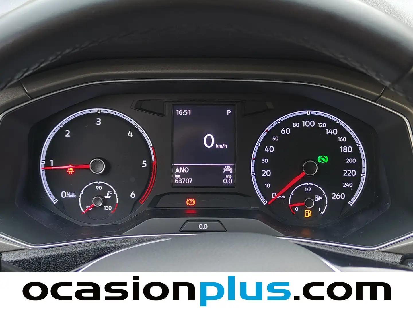 Foto Volkswagen T-Roc Volkswagen T-Roc Advance 2.0 TDI (150 CV) DSG