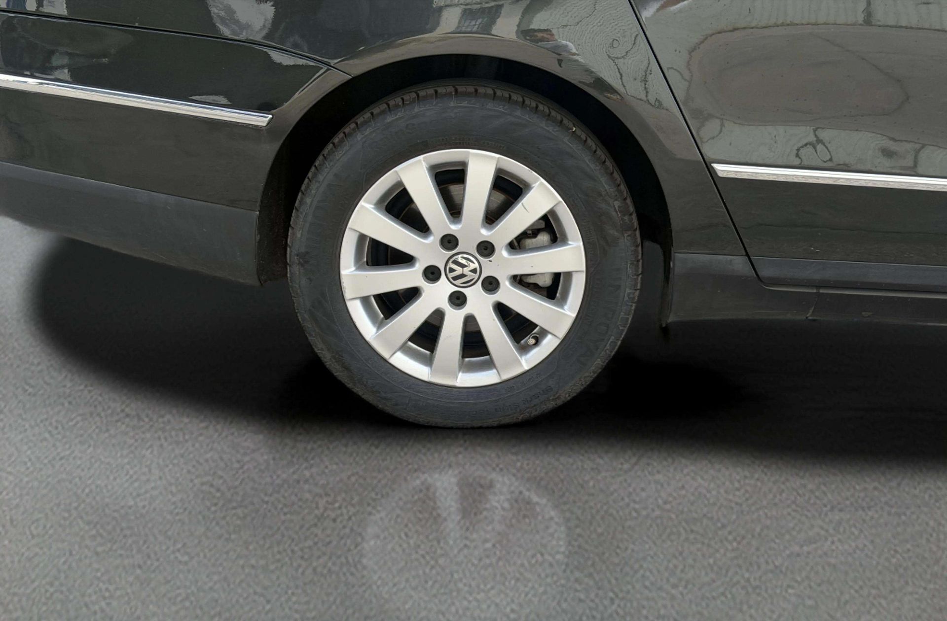 Volkswagen Passat Advance 1.9 TDI - foto 33