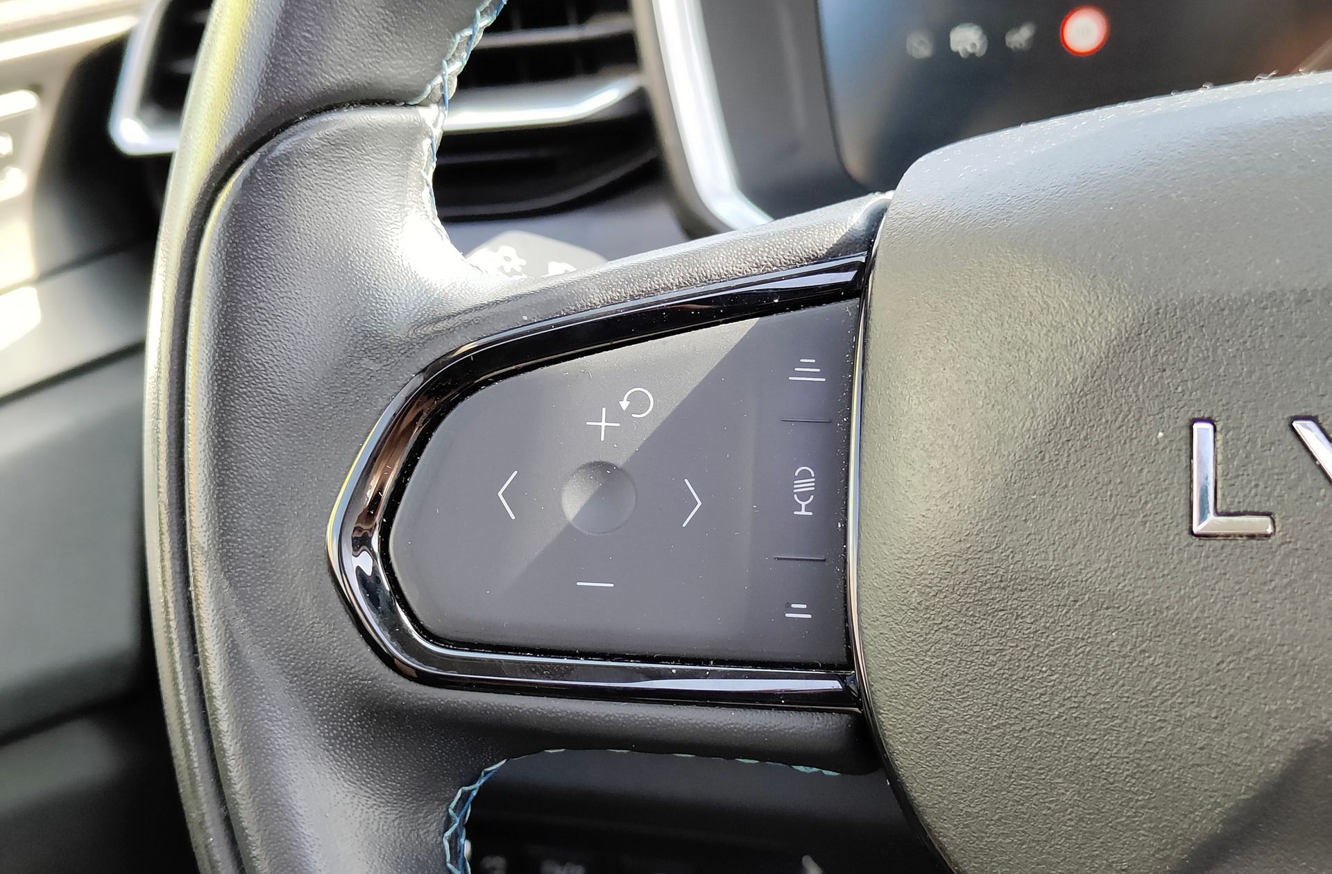 Lynk & Co 01 1.5 PHEV - foto 30