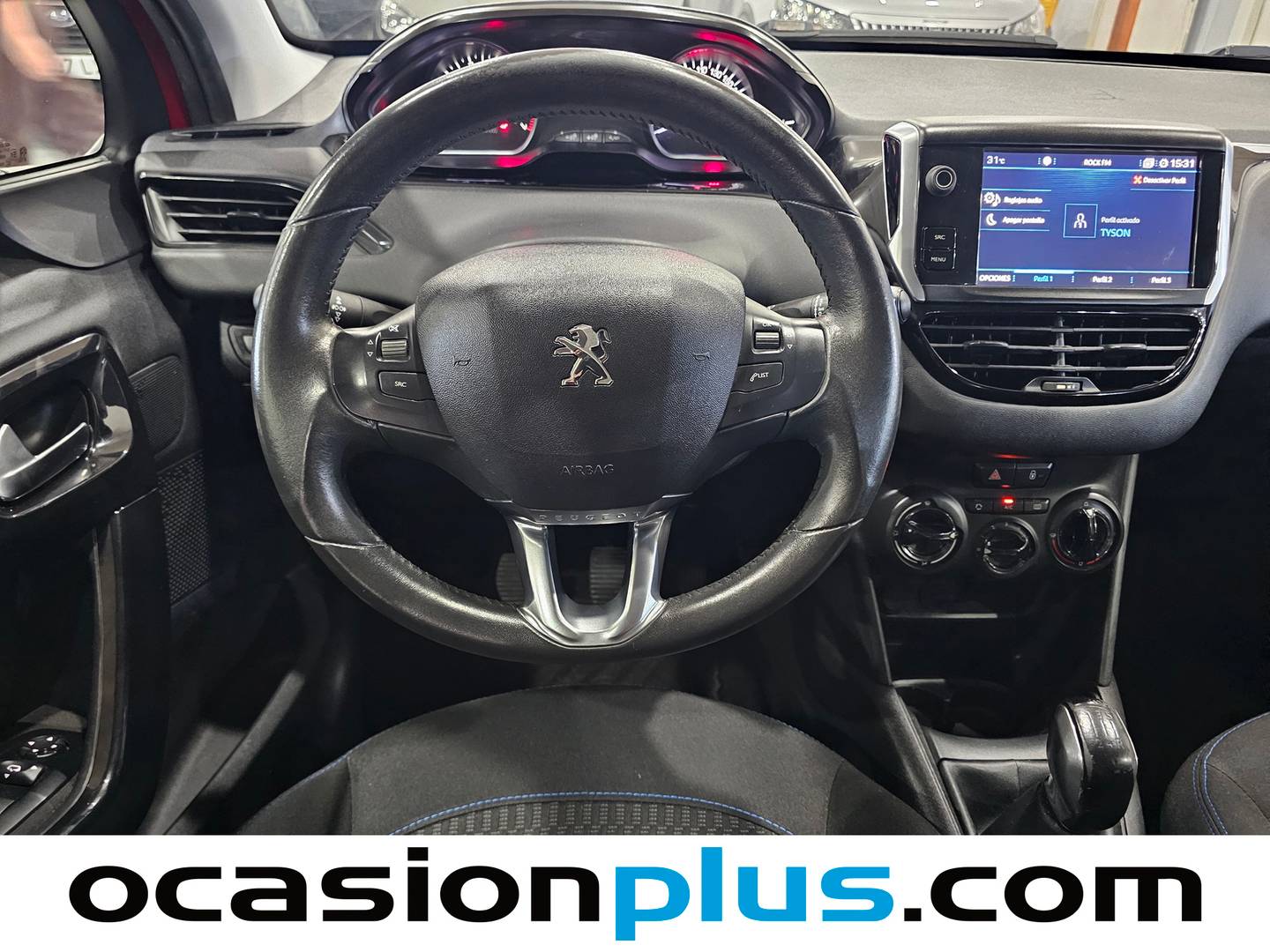 Peugeot 208 Peugeot 208 PureTech Signature (82 CV) manual