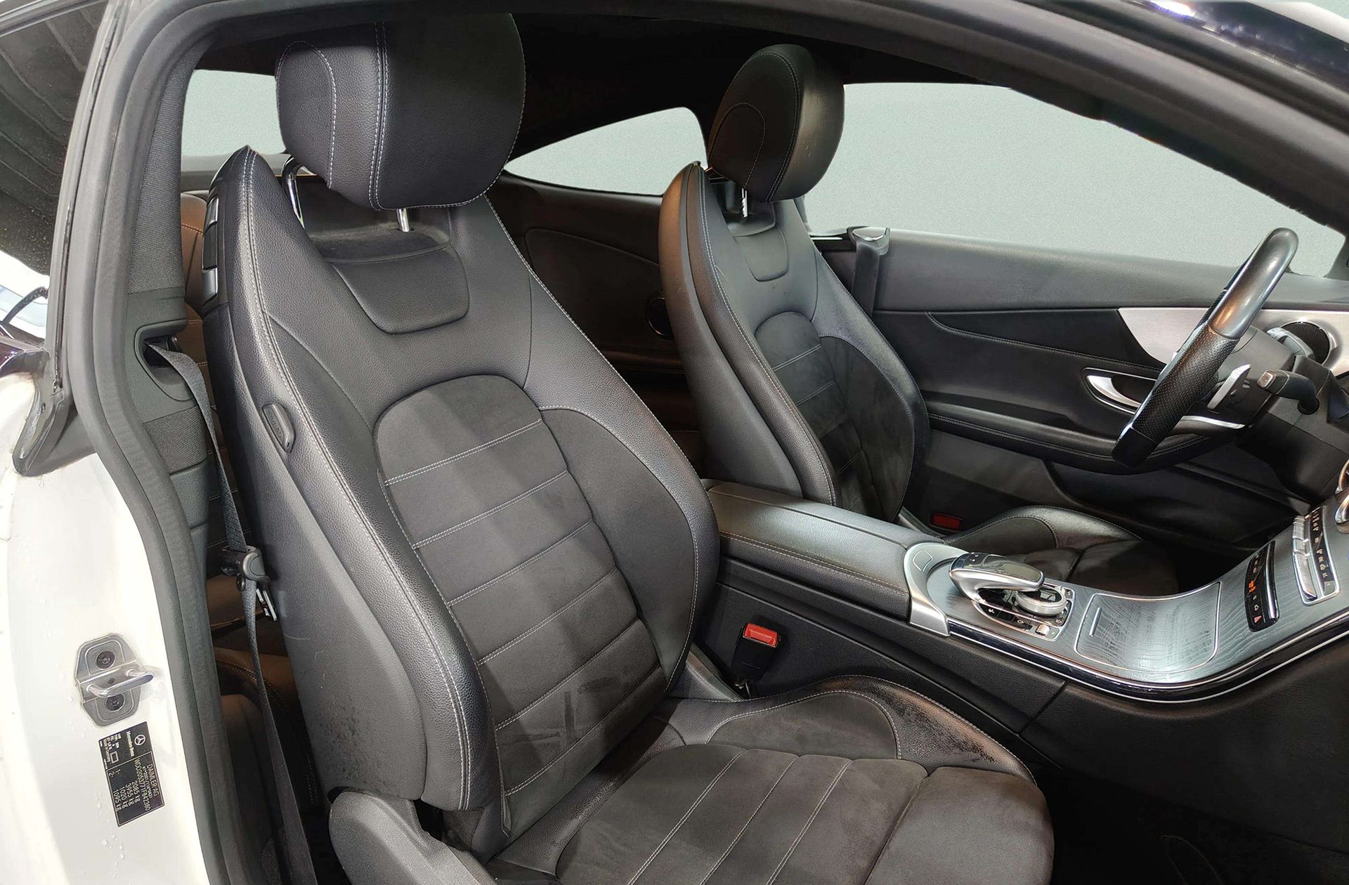 Mercedes-Benz Clase C C 200 Coupe Pack AMG - foto 24