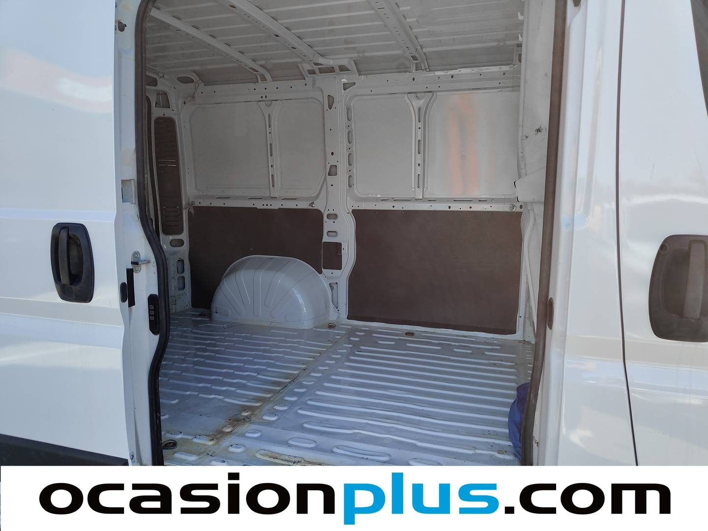 Foto Peugeot Boxer Peugeot Boxer Furgon BlueHDi 330 L1 H1 Pack  (120 CV)