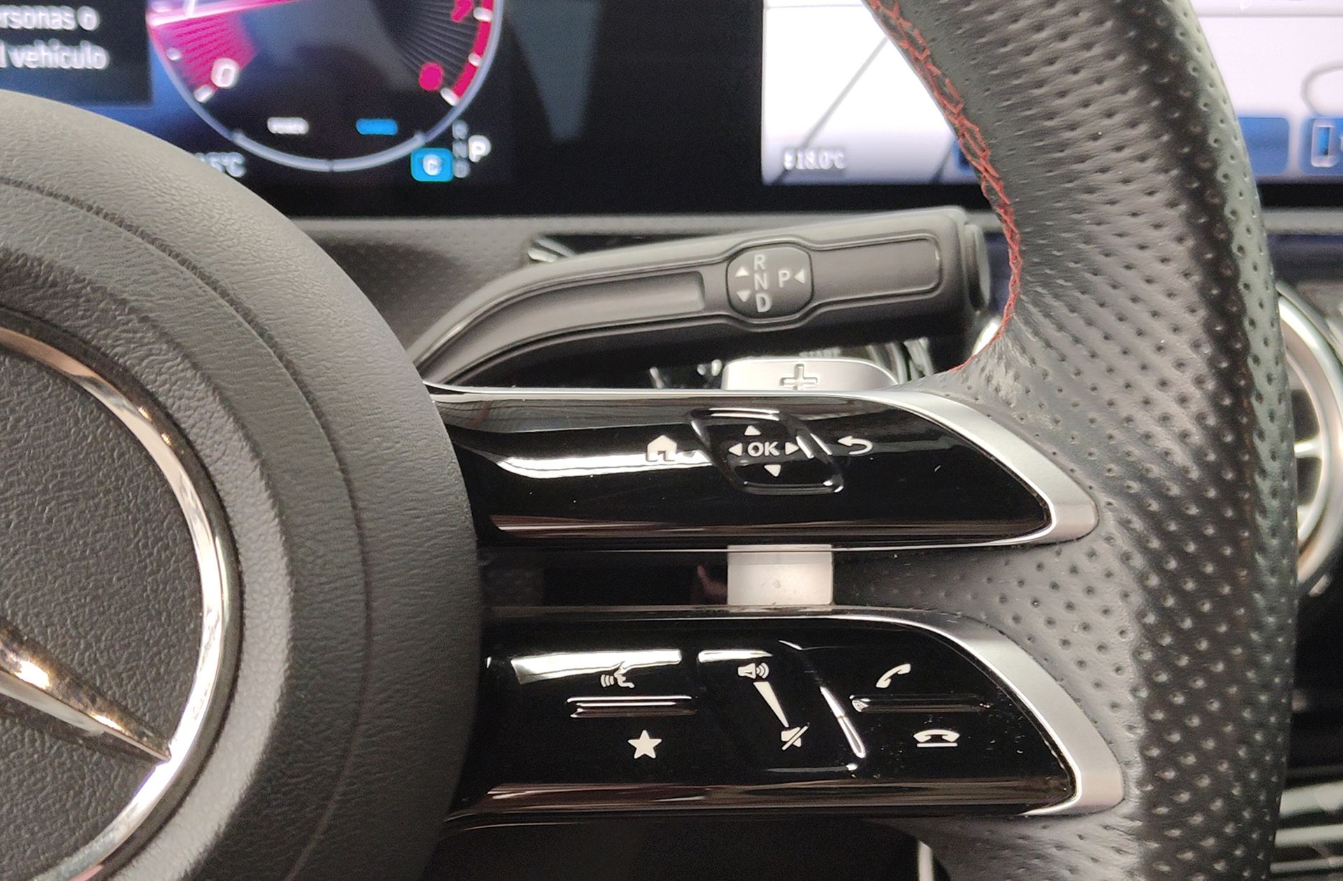 Mercedes-Benz Clase A 180 Pack AMG - foto 33