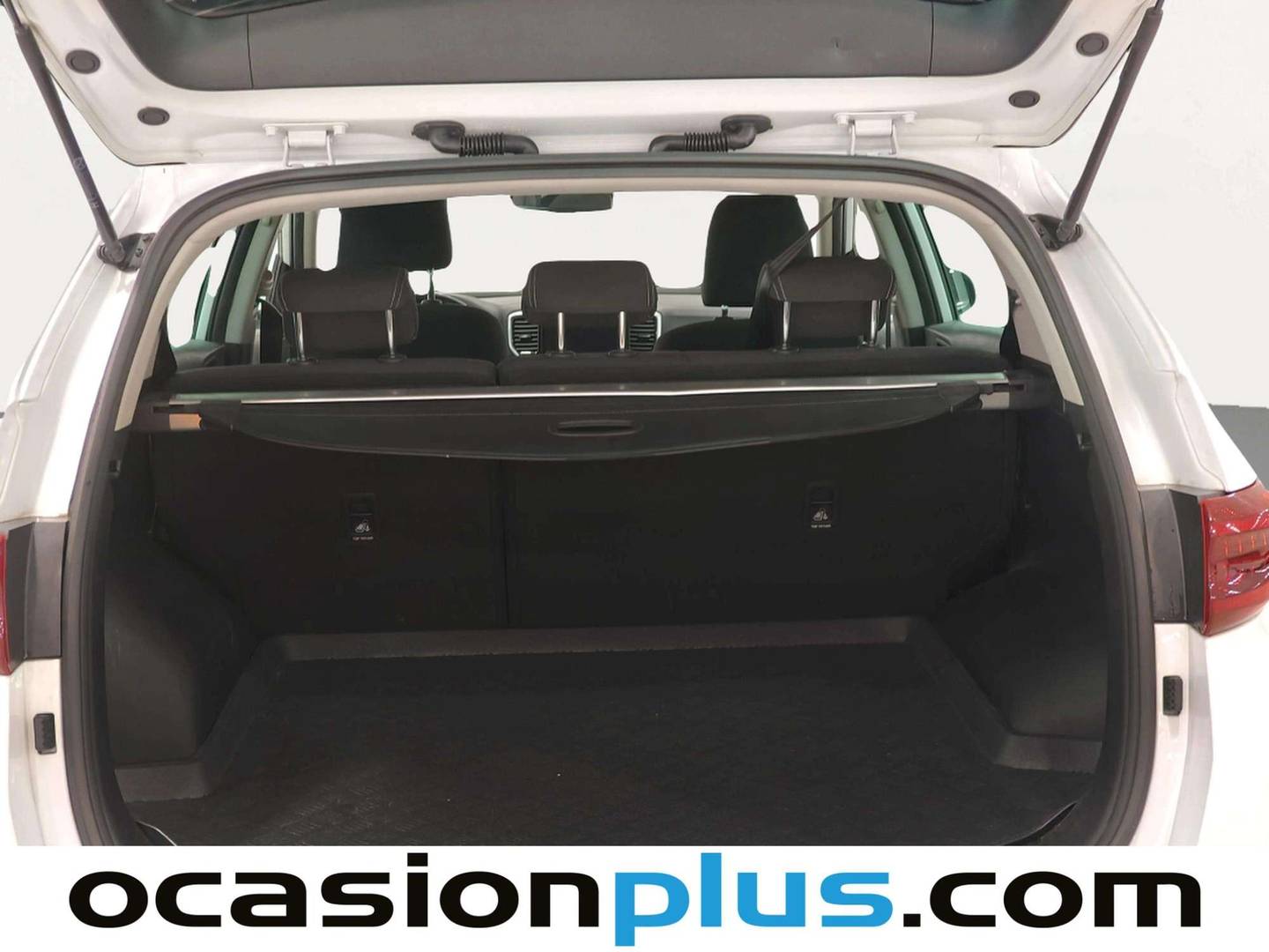 Fotos maletero KIA Sportage KIA Sportage 1.6 MHEV Black Edition (136 CV)