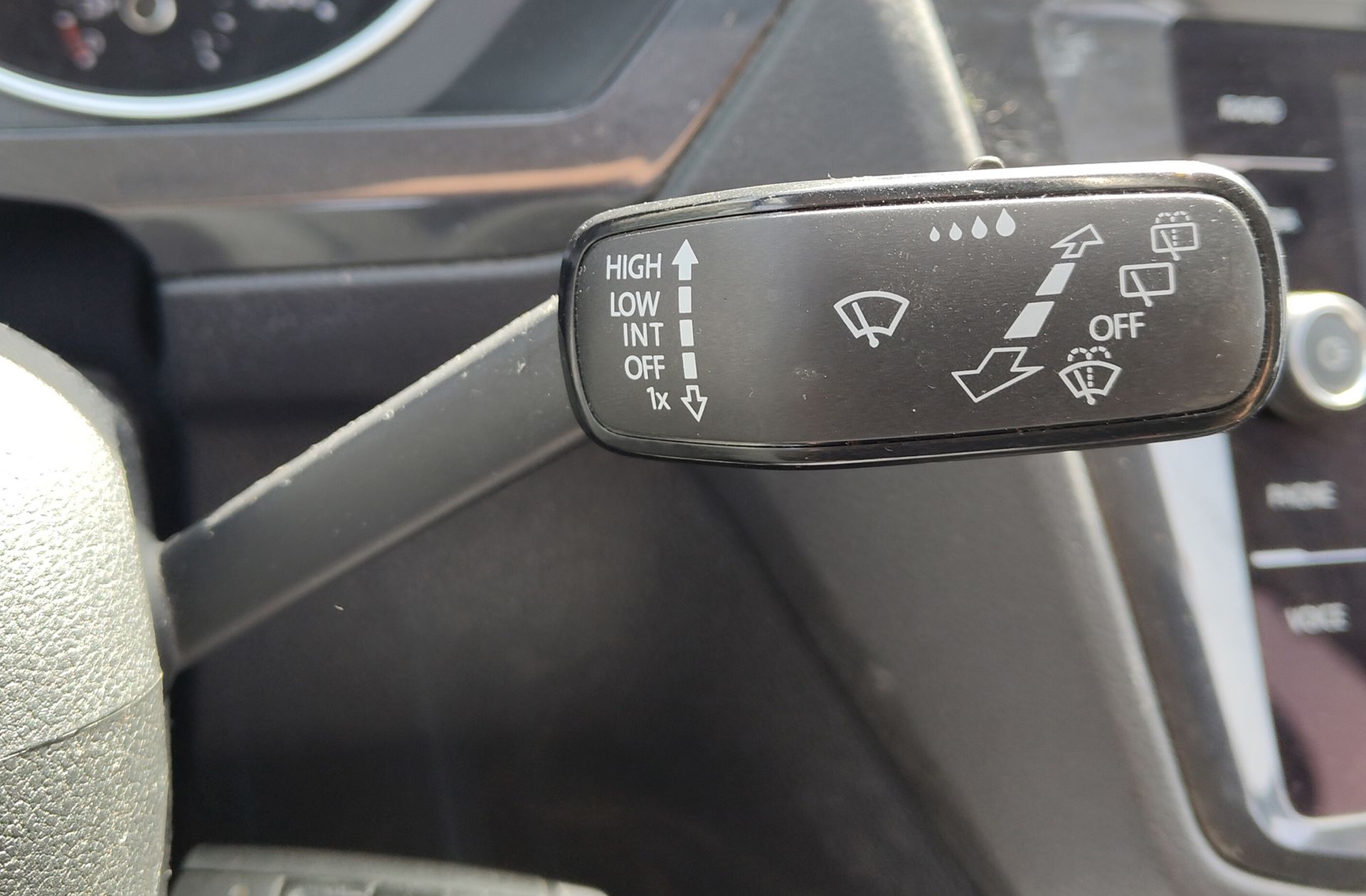 Volkswagen Tiguan Edition 1.4 TSI - foto 25