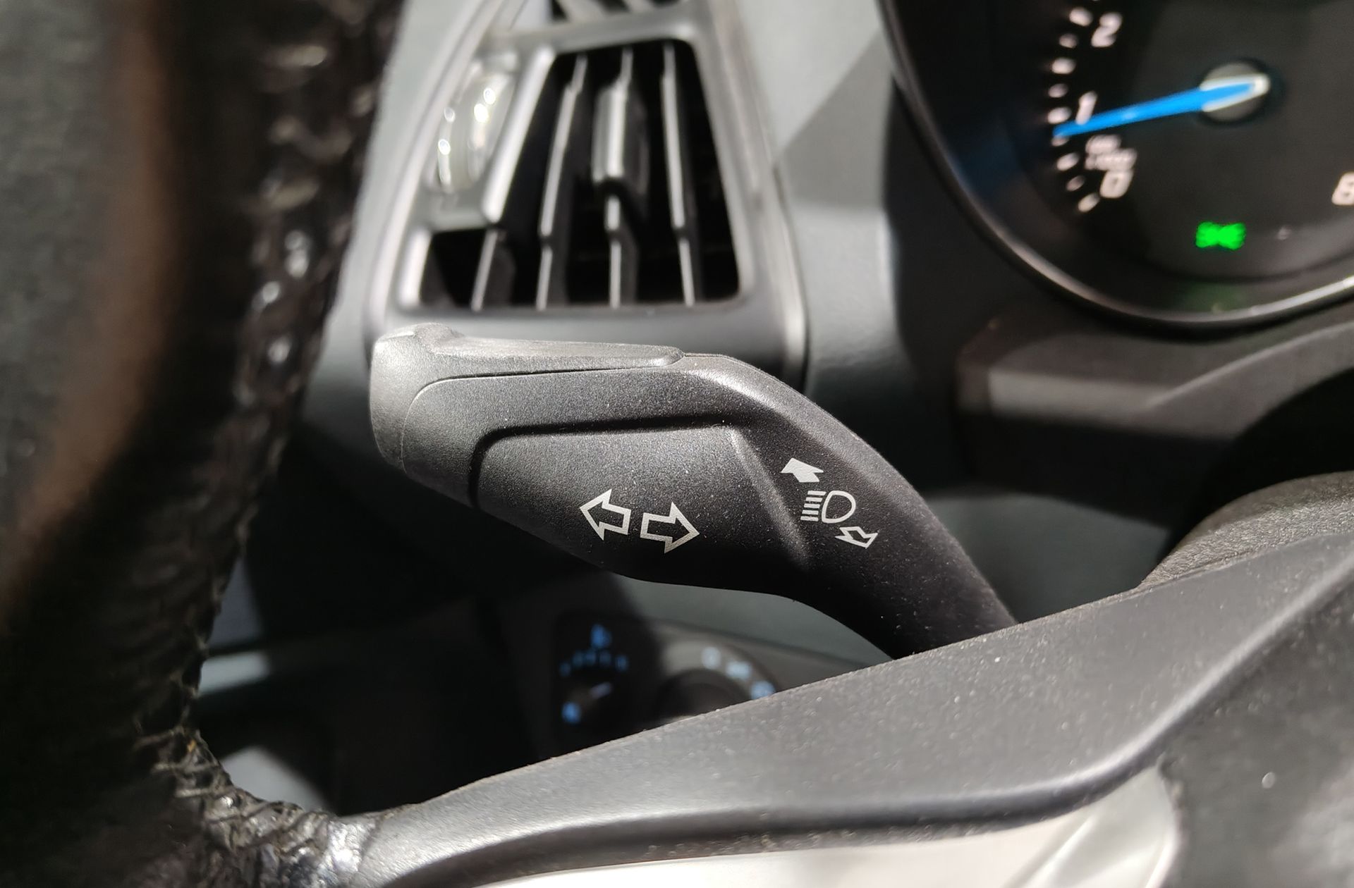 Ford C-Max 1.0 EcoBoost Trend - foto 20
