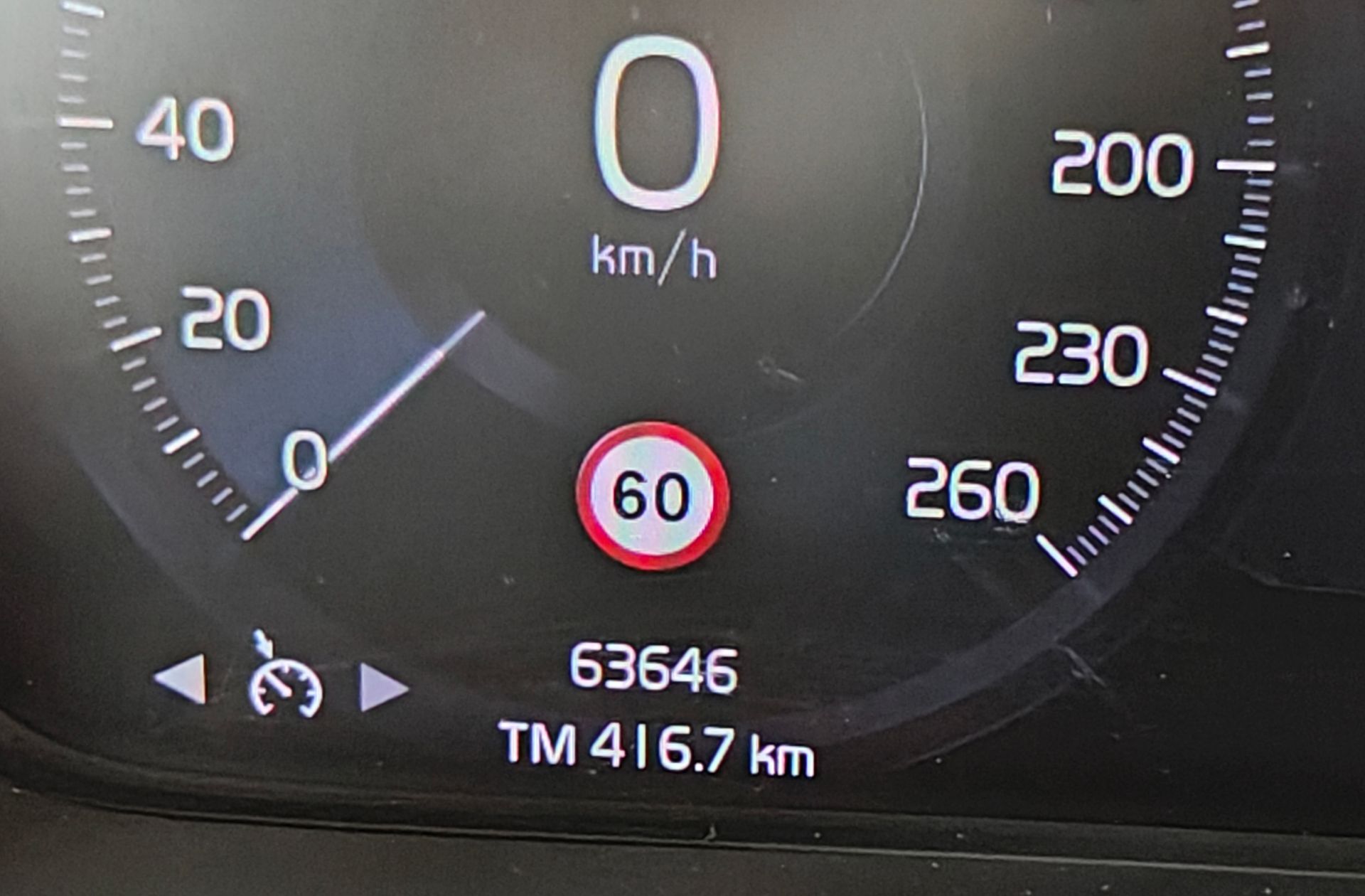 Volvo XC40 T2 Momentum Core - foto 9