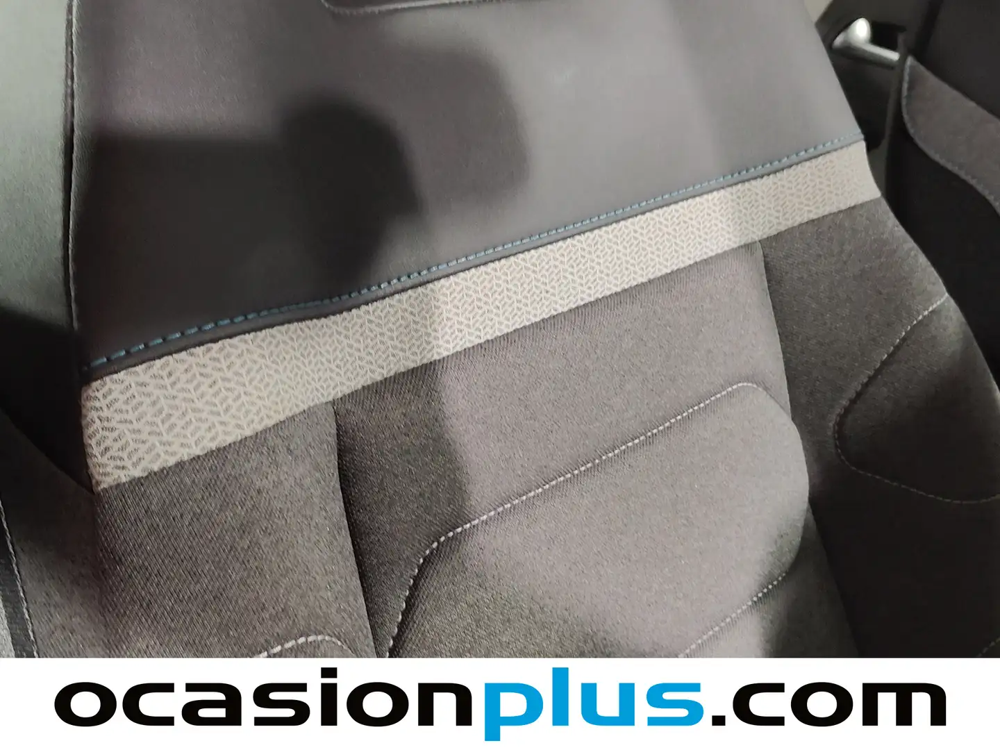 Foto Citroën C4 Citroen C4 PureTech 130 S&S 6v Plus (131 CV)