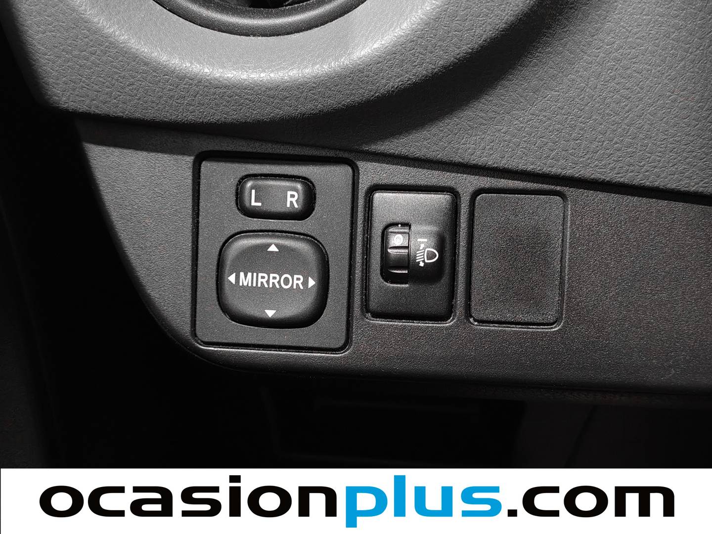 Extras y acabados del Toyota Yaris Toyota Yaris 1.0 70 City (69 CV)