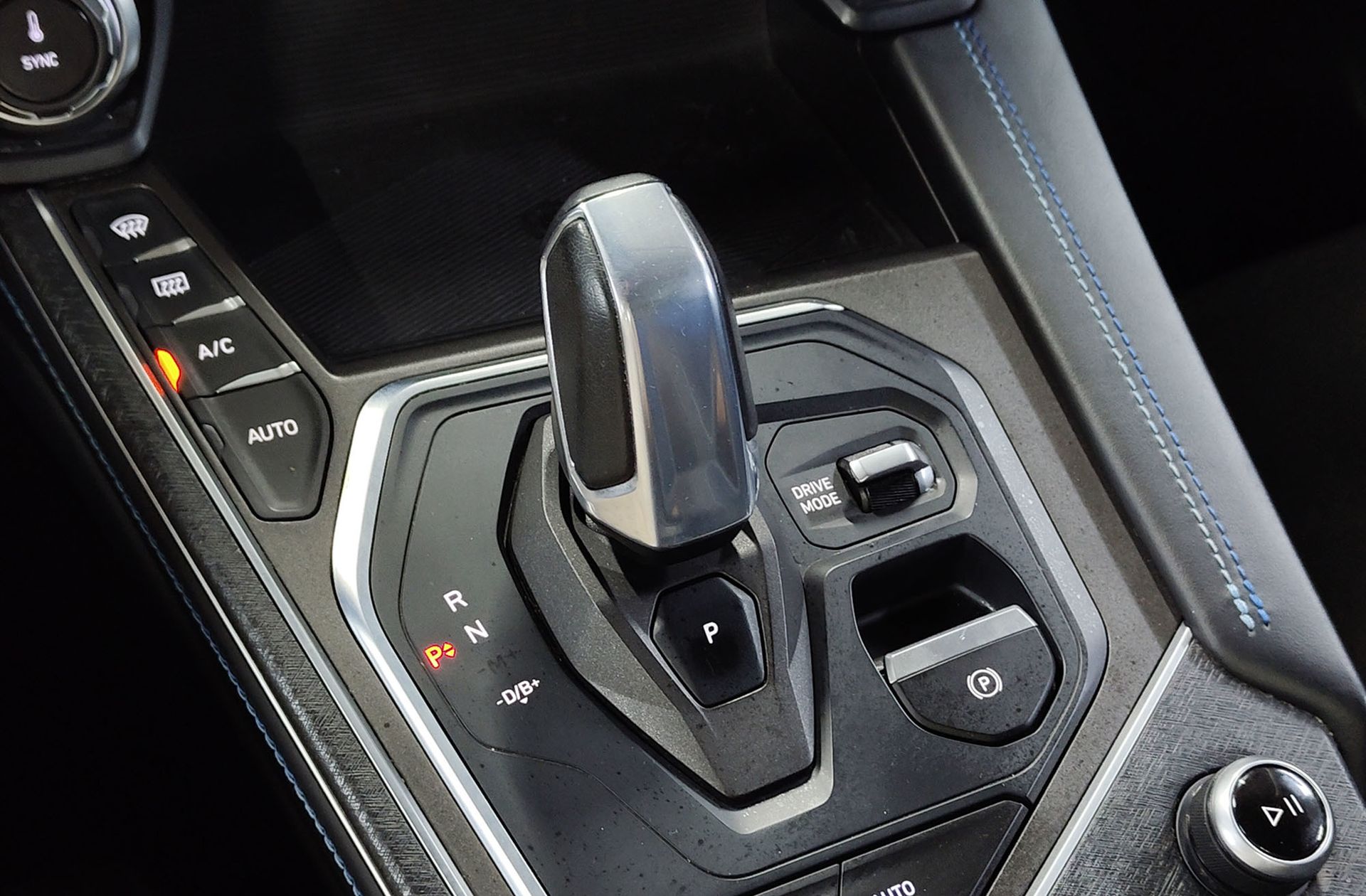 Lynk & Co 01 1.5 PHEV - foto 5