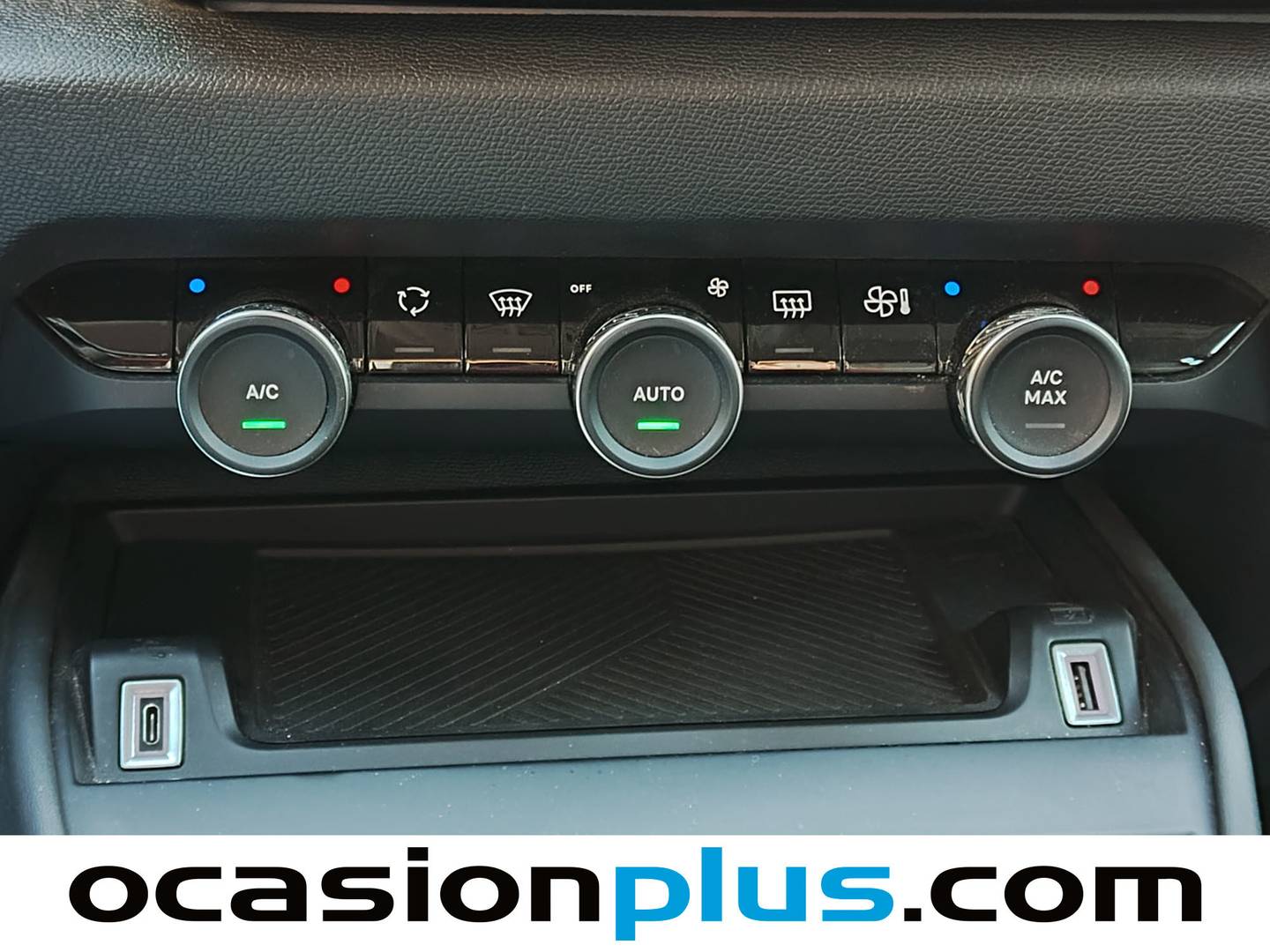 Foto Citroën C4 Citroen C4 BlueHDi 130 S&S Feel Pack EAT8 (130 CV)