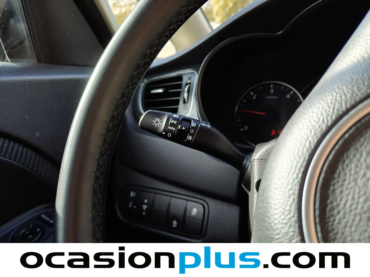 Foto KIA Carens Kia Carens 1.7 CRDi VGT Drive Eco-Dynamics (115 CV) 7 PLAZAS