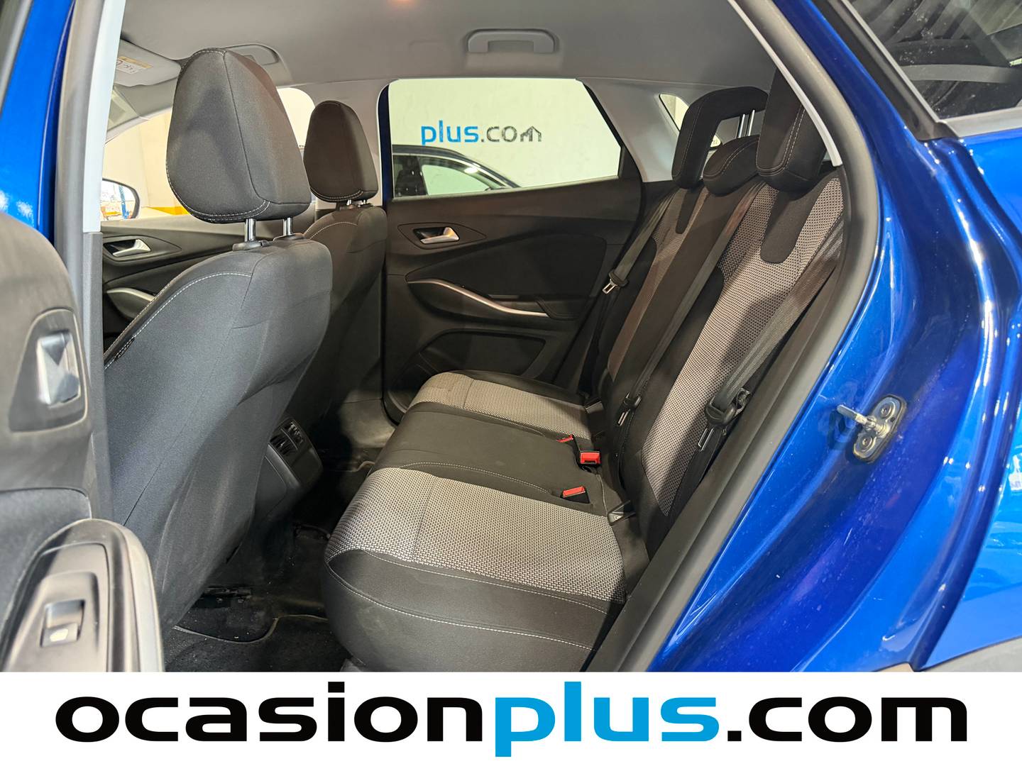 Foto asientos traseros Opel Grandland X Opel Grandland X 1.5 CDTi Edition (130 CV)
