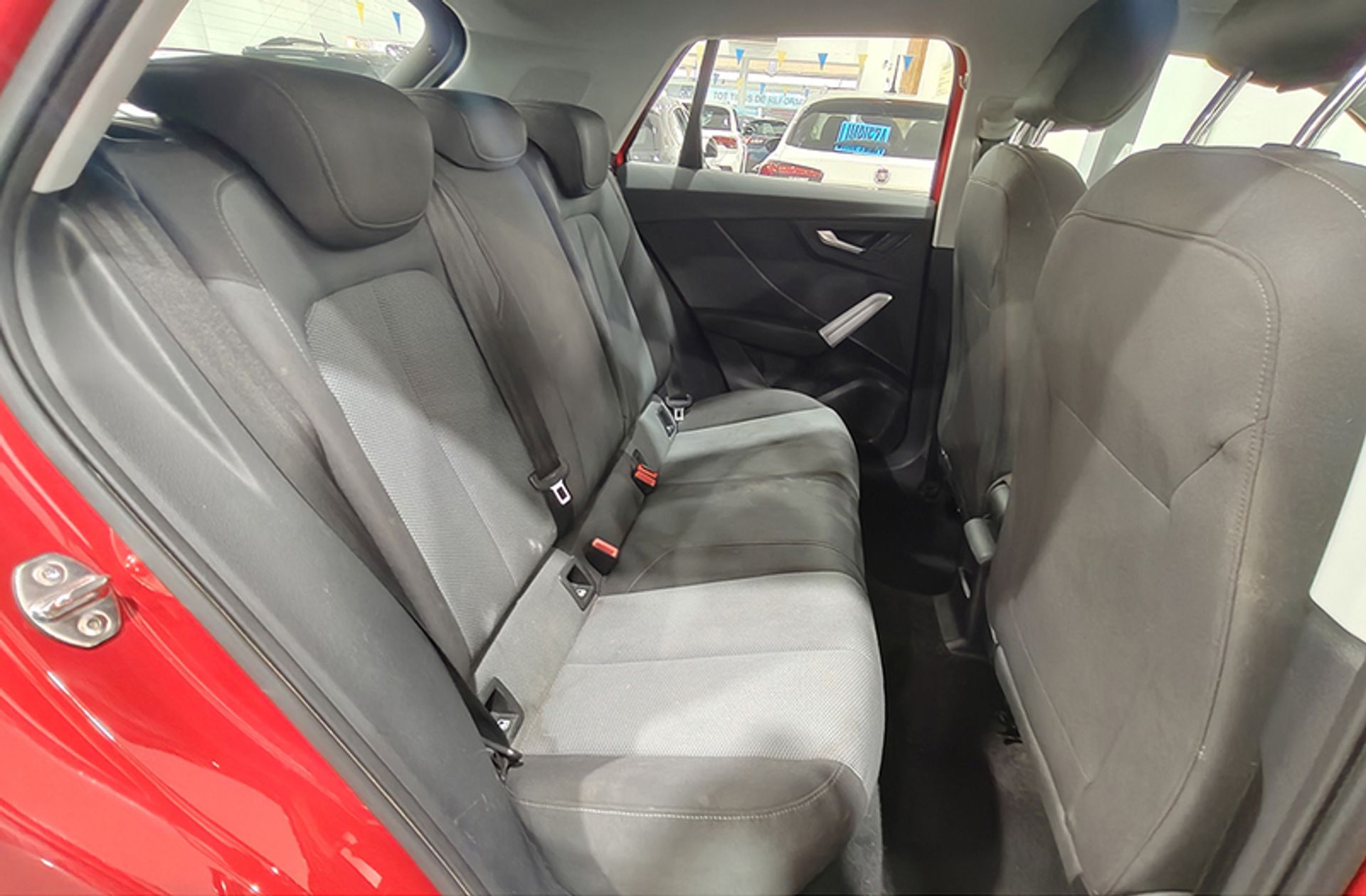 Audi Q2 design edition 1.6 TDI - foto 18