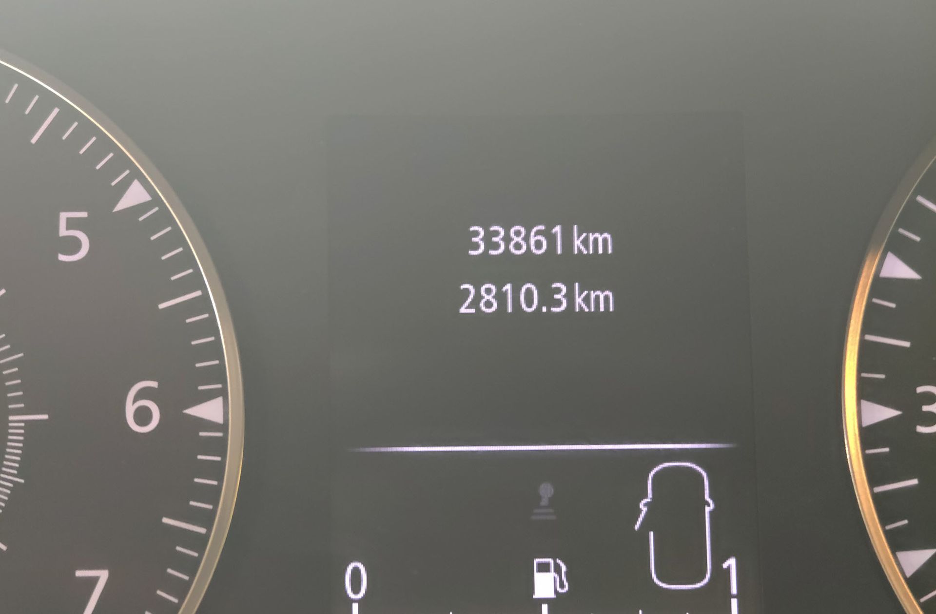 Dacia Duster Expression TCe ECO-G 4x2 - foto 9