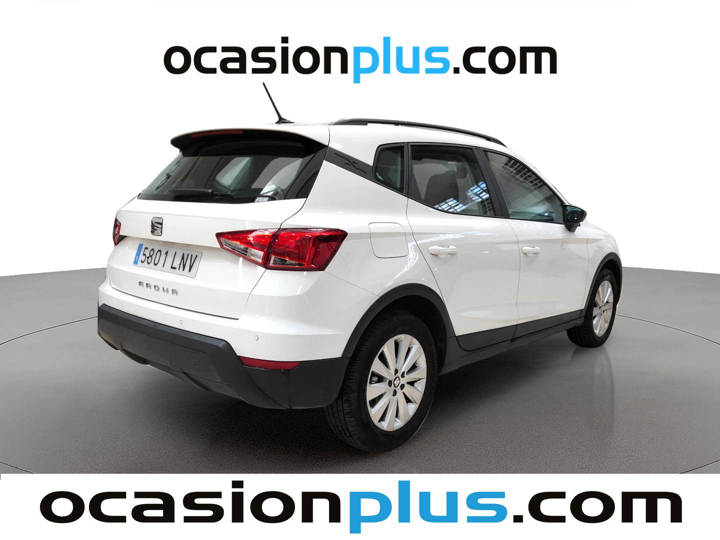 Foto trasera Seat Arona Seat Arona 1.0 TSI Style Go2 (110 CV) derecha