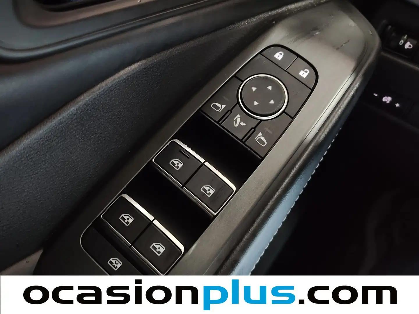 Foto Nissan QASHQAI Nissan Qashqai DIG-T 140 N-Connecta (140 CV)