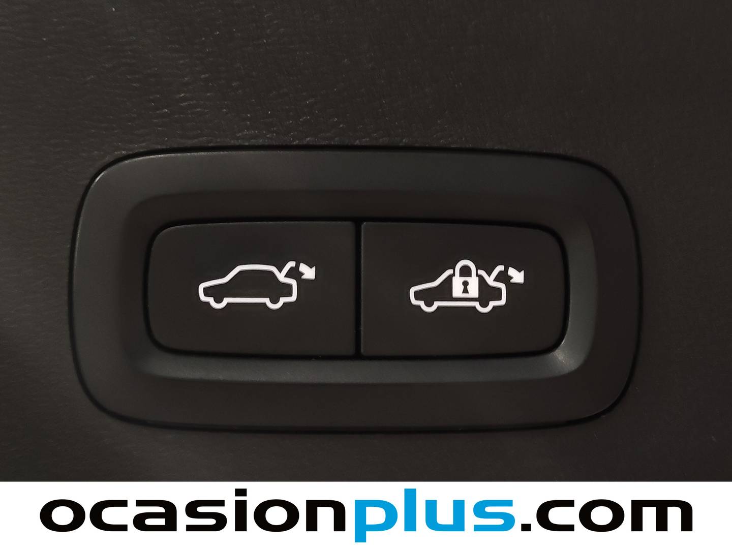 Accesorios del Volvo XC40 Volvo XC40 T2 Momentum Pro Auto (129 CV)