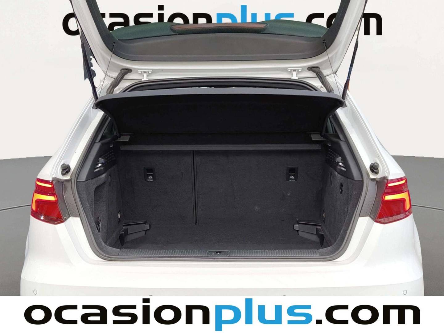 Fotos maletero Audi A3 Audi A3 Sportback S line 35 TFSI (150 CV)