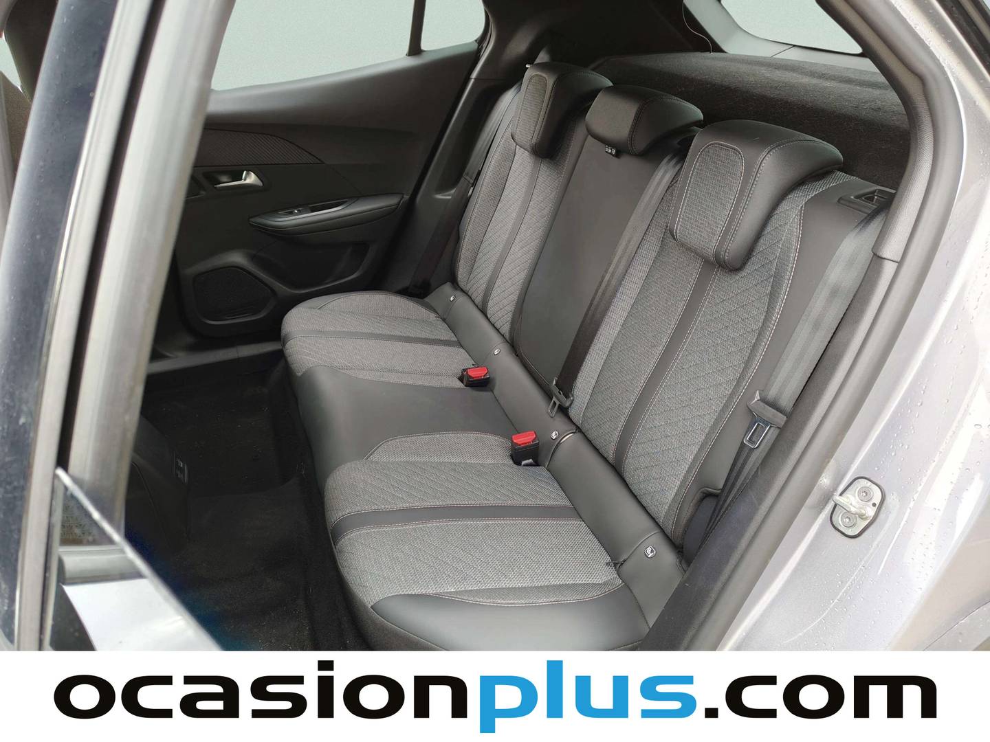 Foto Peugeot 2008 Peugeot 2008 PureTech 100 S&S Allure (100 CV)