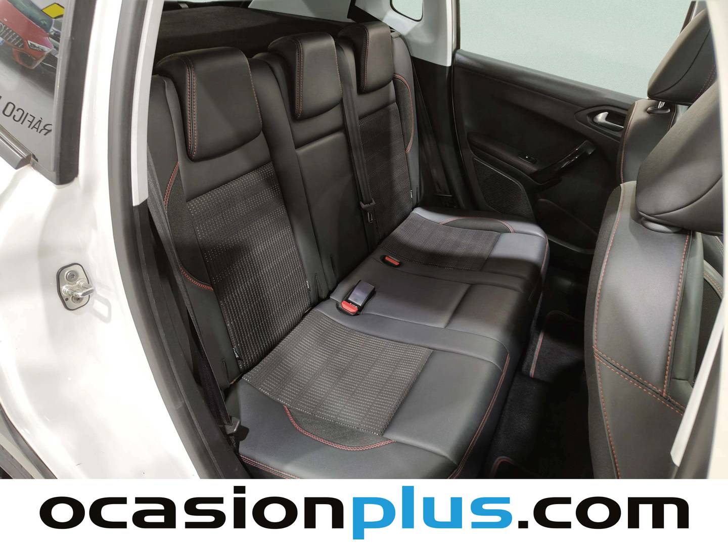 Foto Peugeot 2008 Peugeot 2008 GT Line 1.2 PureTech (110CV) Auto