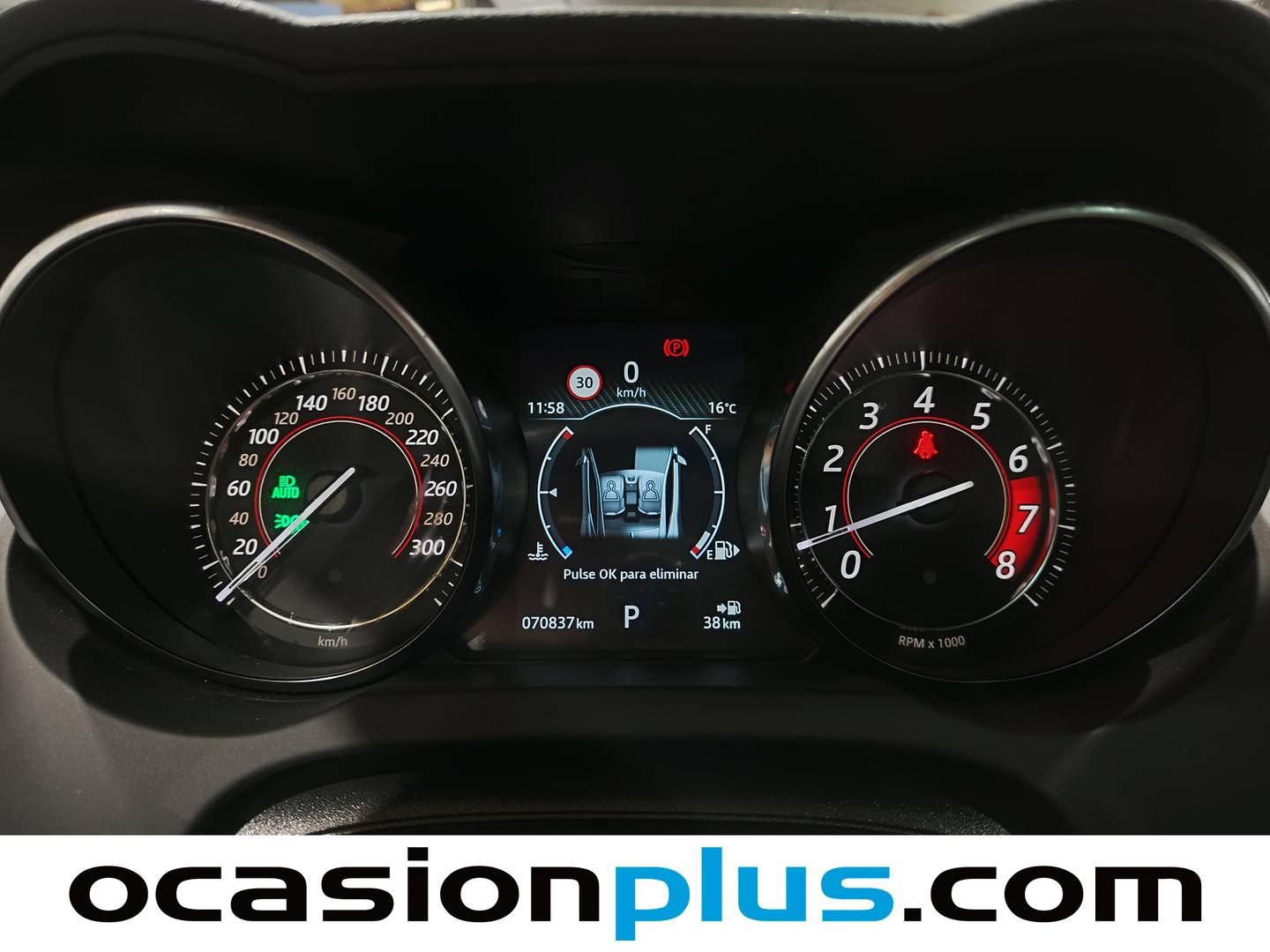 Foto Jaguar F-Type Jaguar F-TYPE Coupe 2.0 i4 R-Dynamic Auto 221 kW (300 CV)